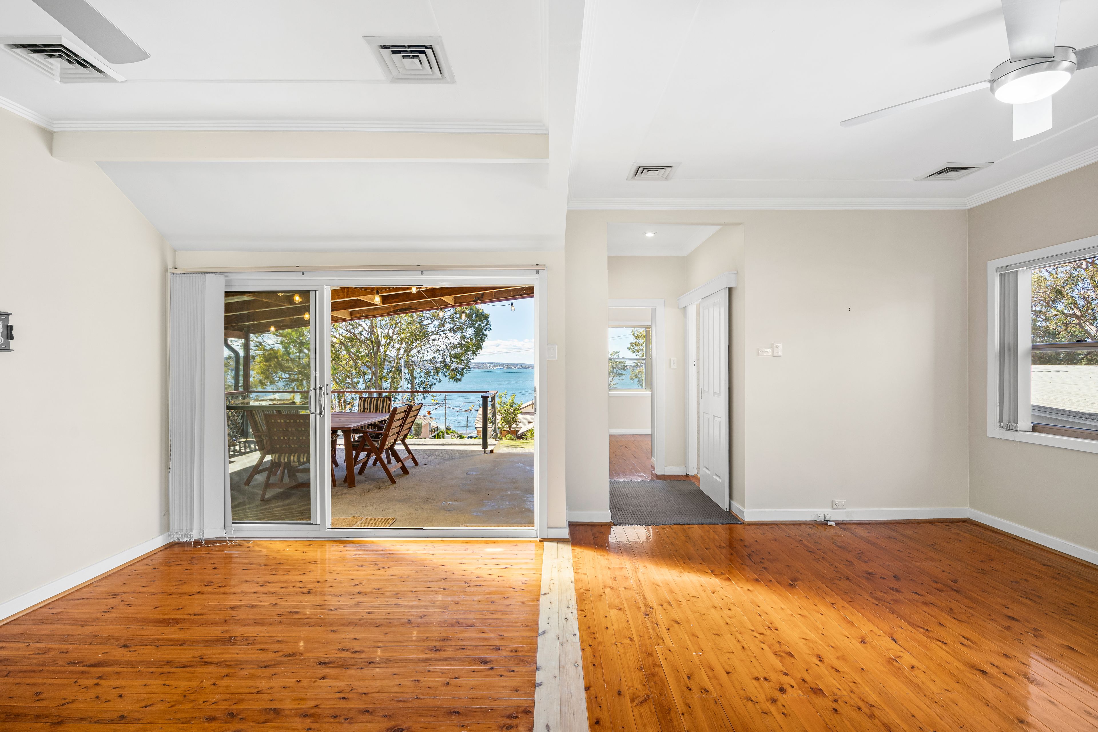 241 Skye Point Road, Coal Point, NSW 2283