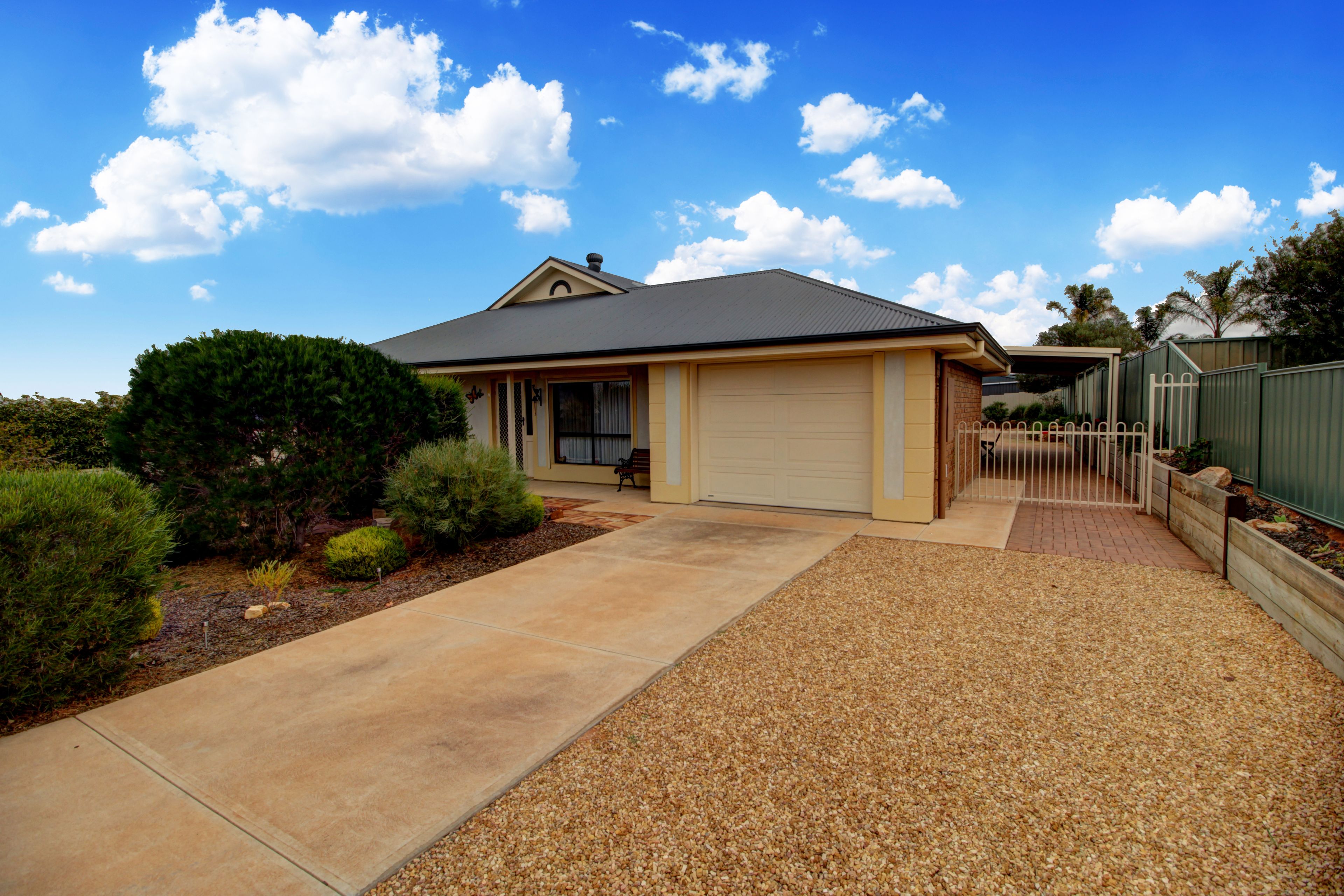 9 Ian Drive, Paringa SA 5340