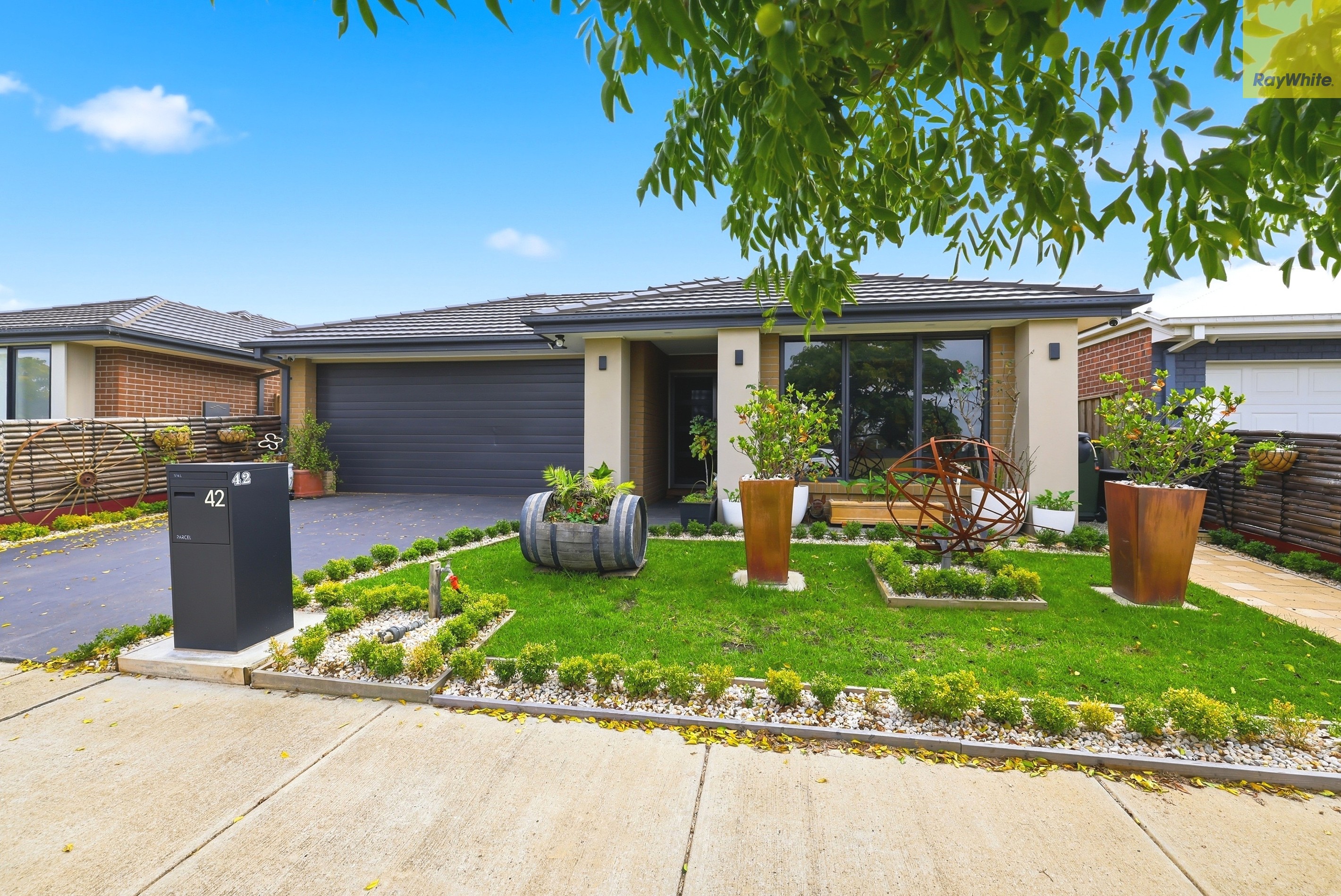 42 Cosgrove Drive, Maddingley, VIC 3340