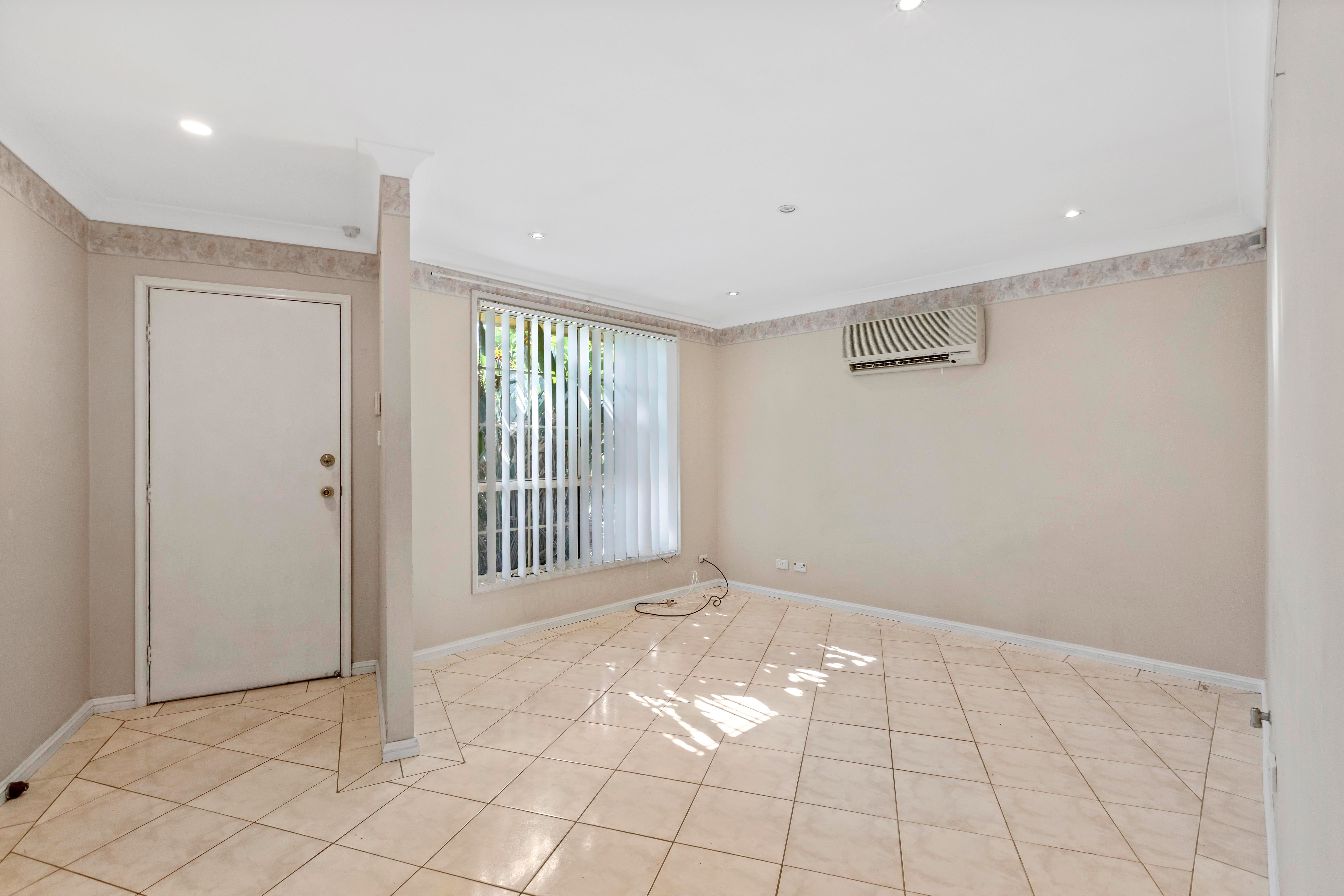 44 Unicombe Crescent, Oakhurst, NSW 2761