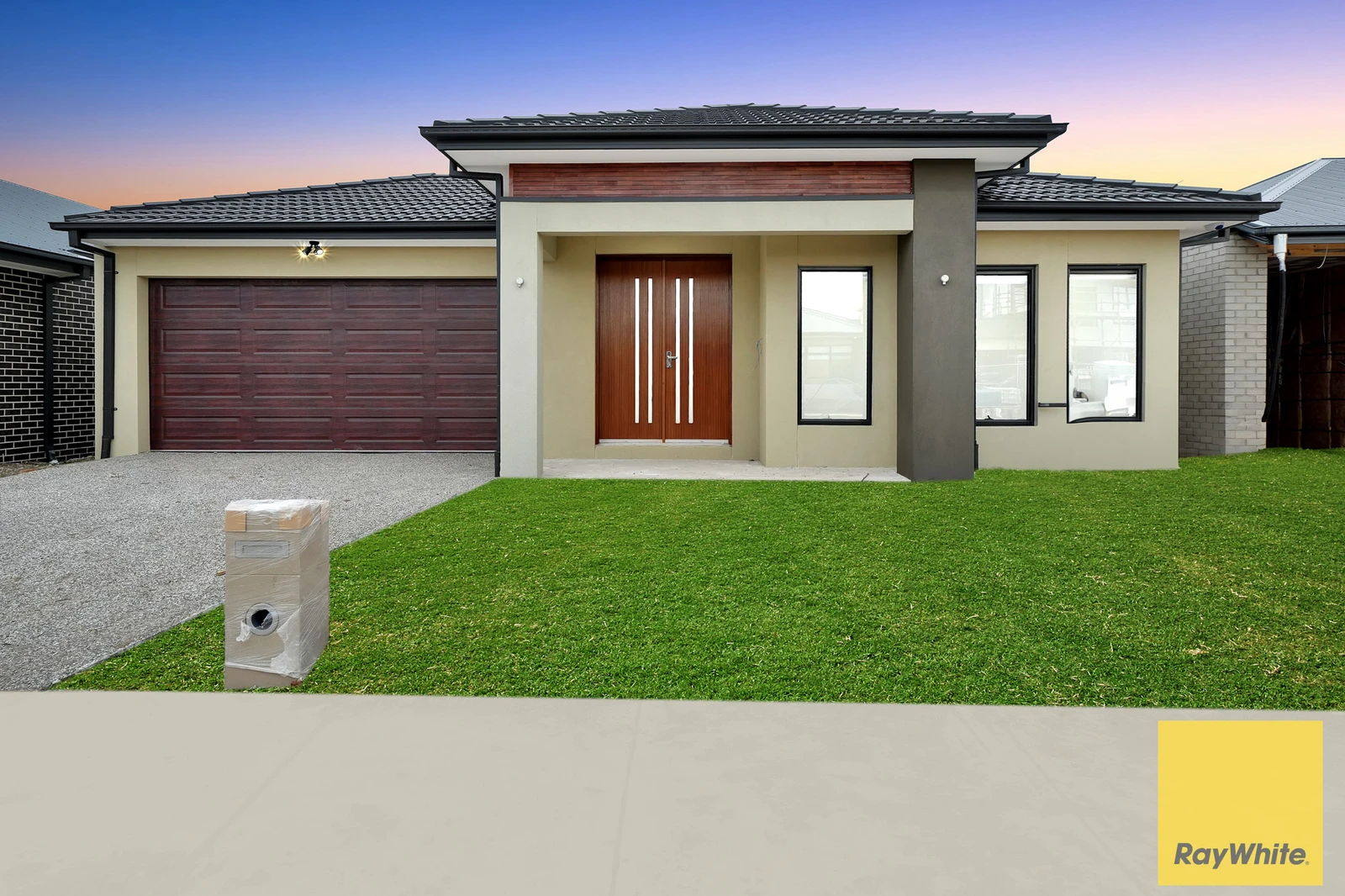 15 Farmingdale Street, MANOR LAKES, VIC 3024