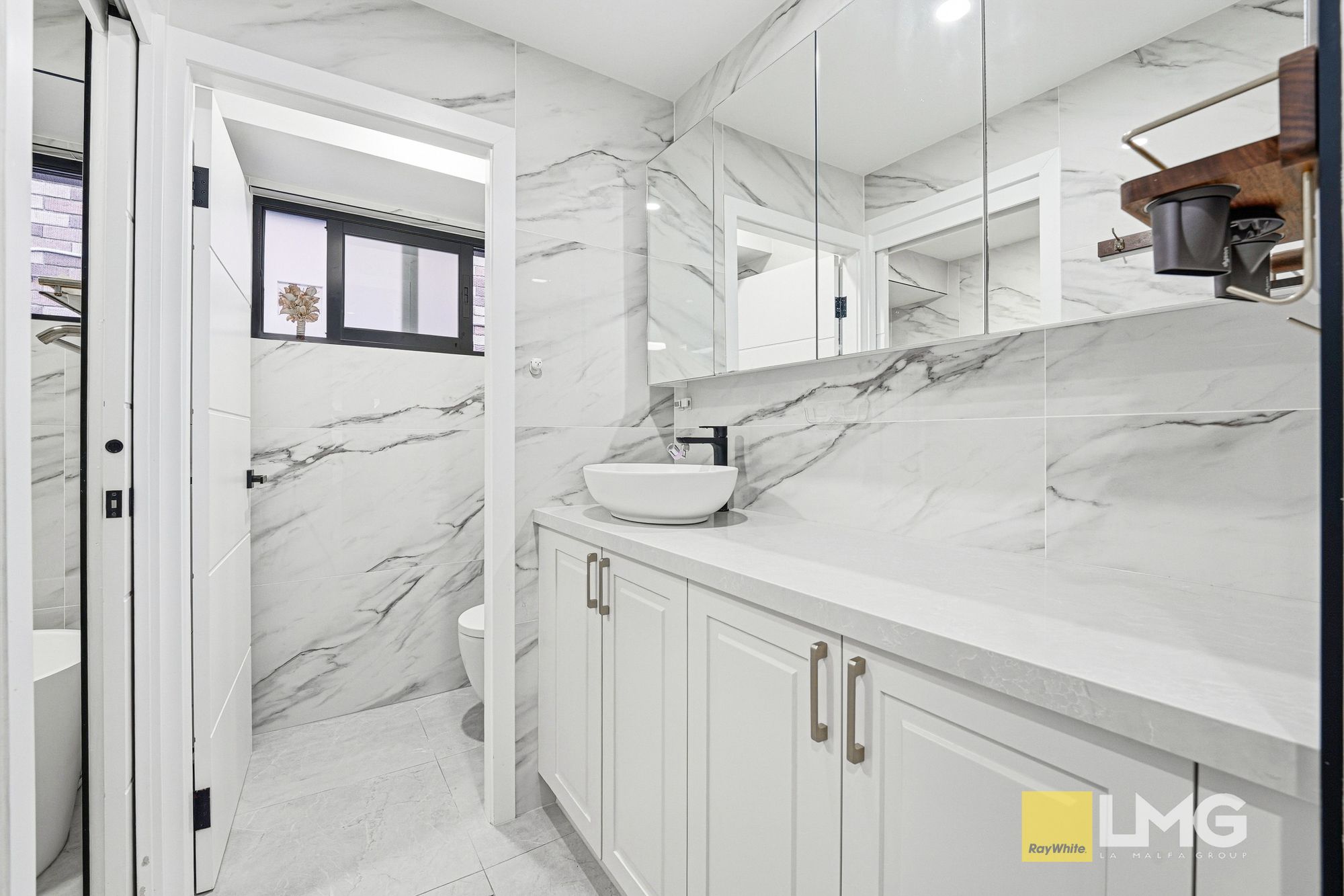 140 Joseph Street — photo 12 of 25