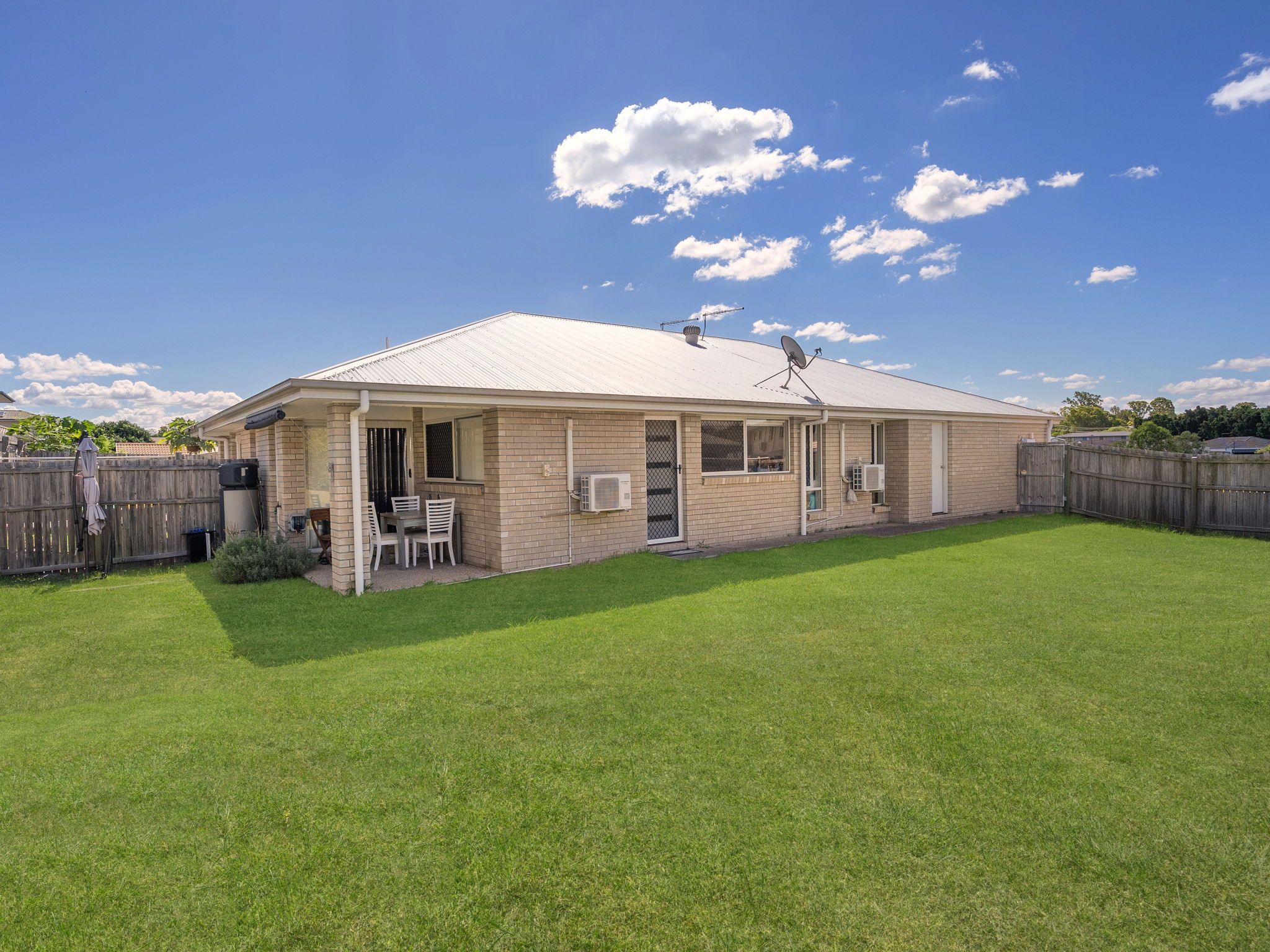 8 Southland Street, Leichhardt, QLD 4305