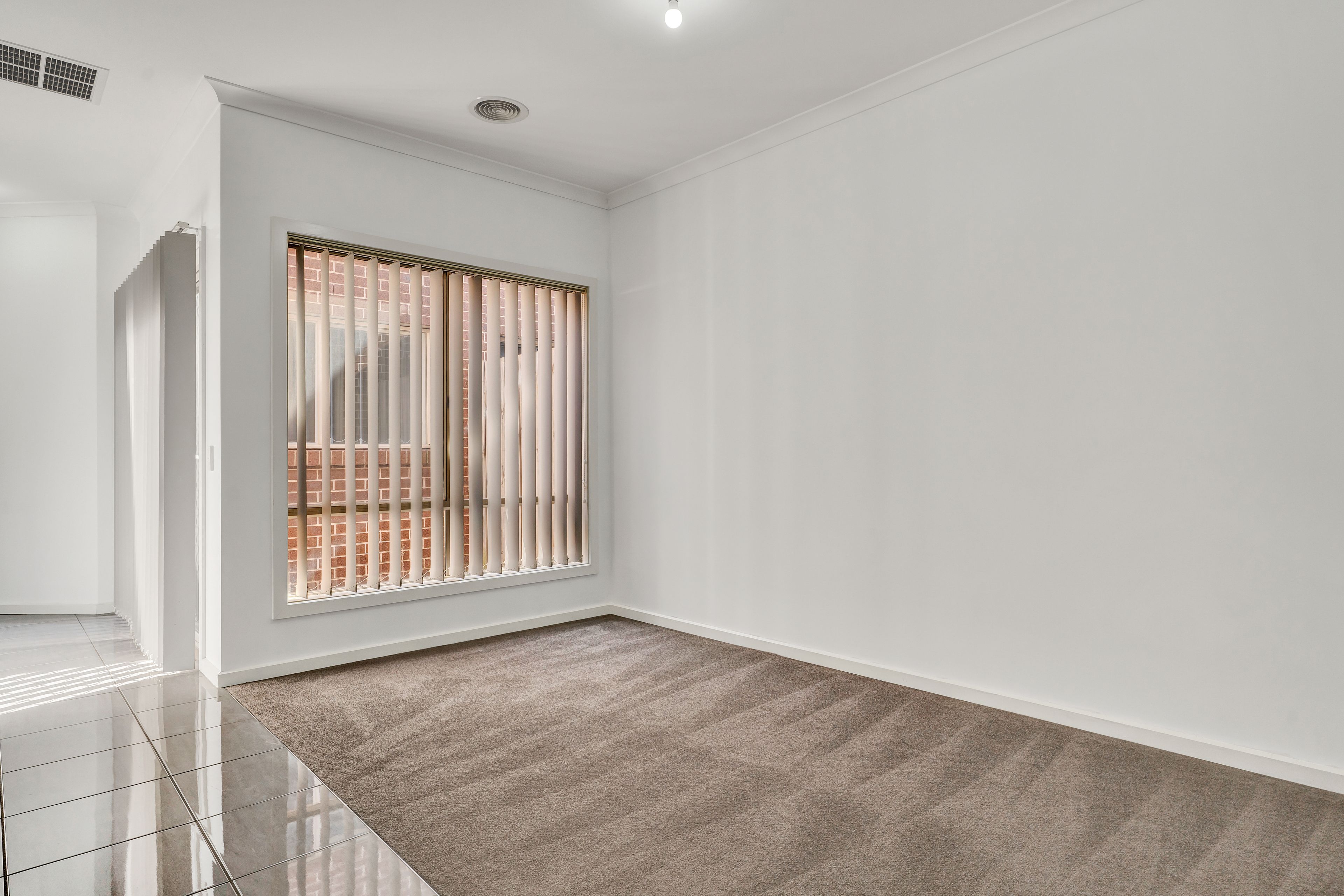 1/35 Red Robin Road, Truganina, VIC 3029