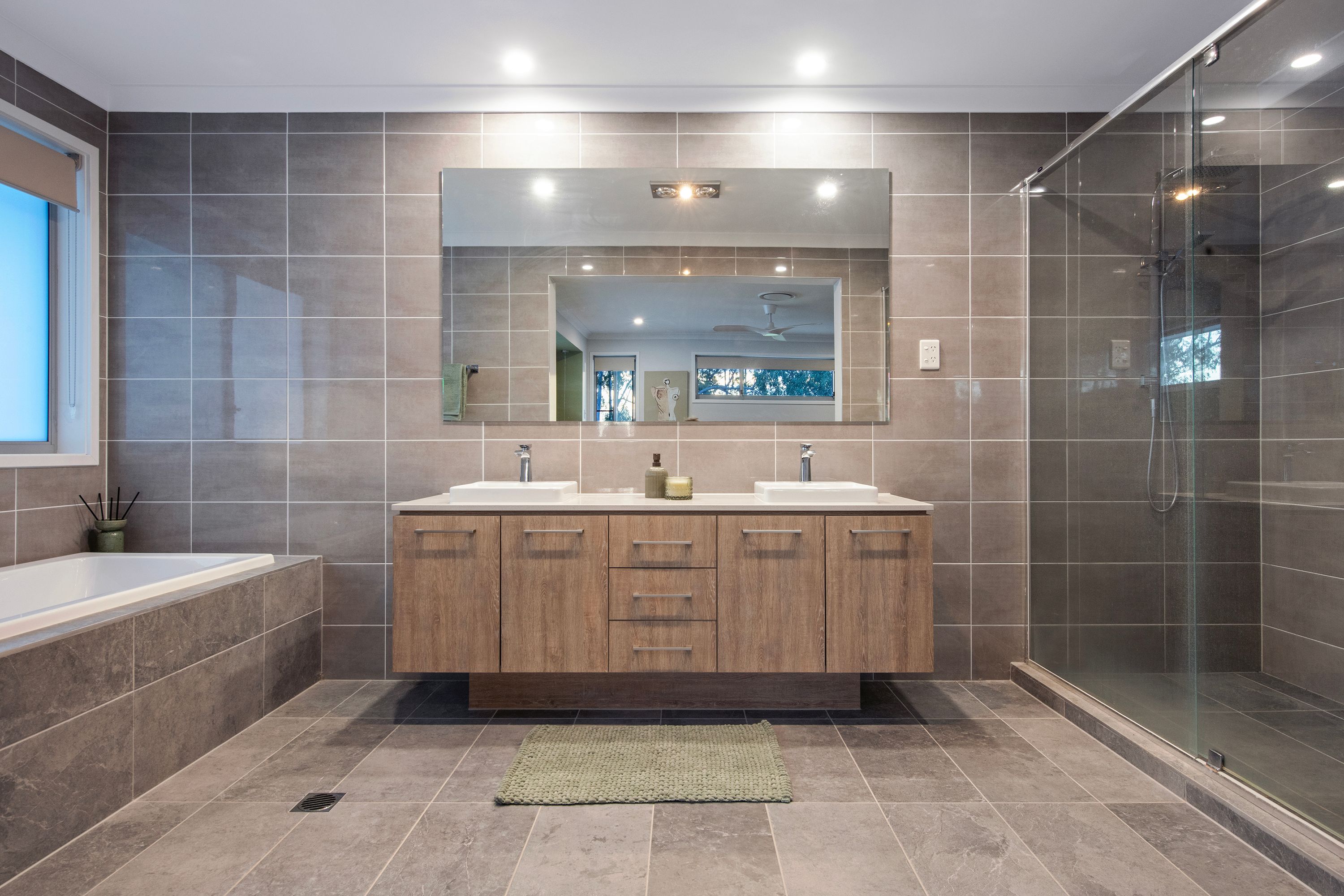 98 Lake Serenity Boulevard — photo 17 of 30