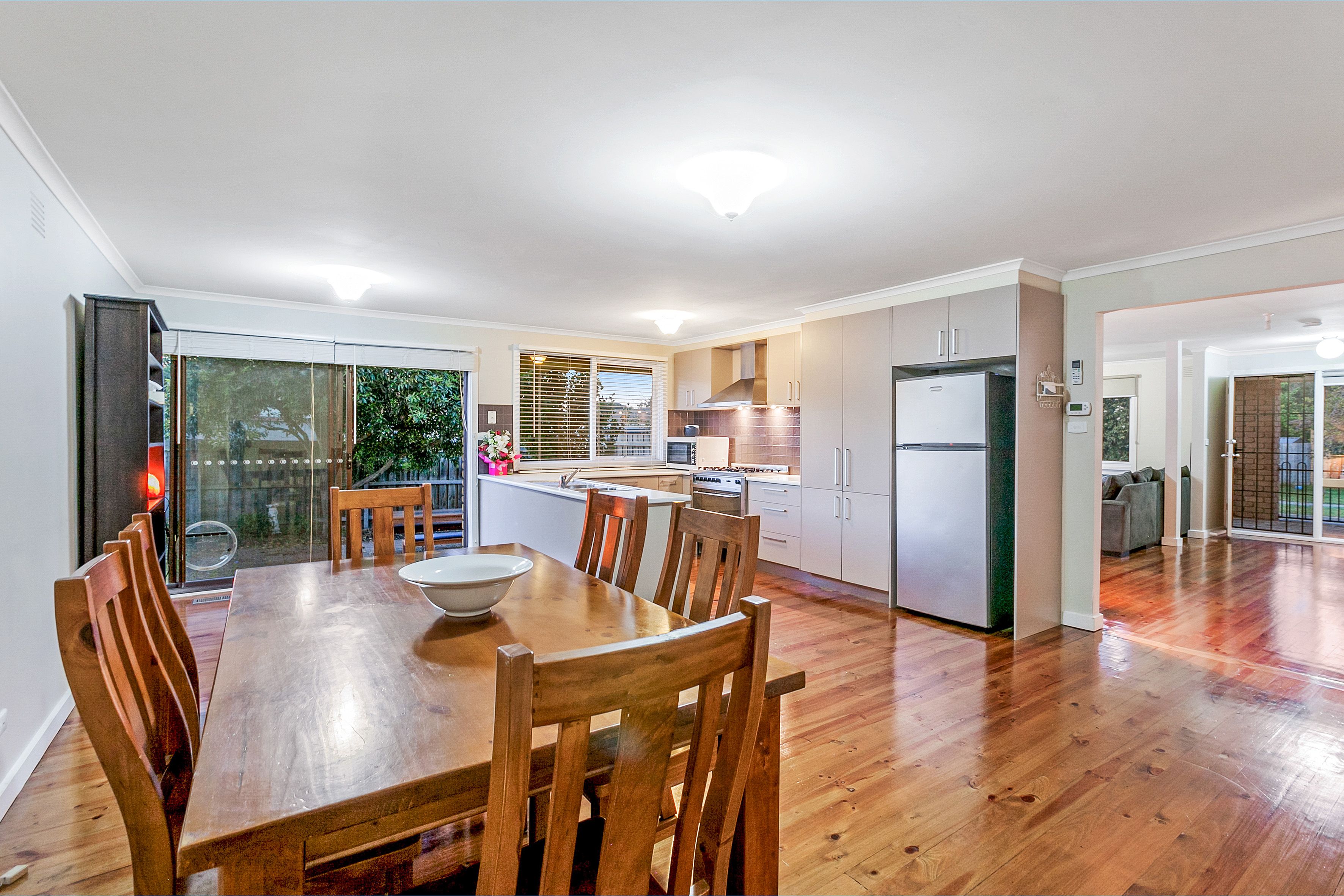 31 Hurlstone Crescent, Mill Park, VIC 3082