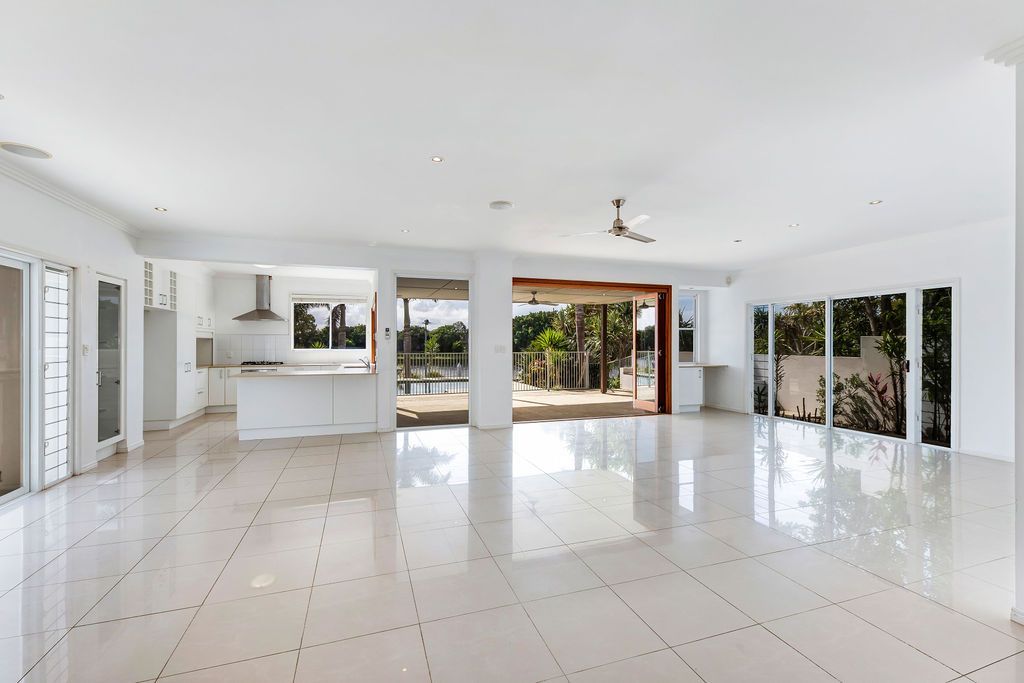 13 Maui Court, Parrearra, QLD 4575