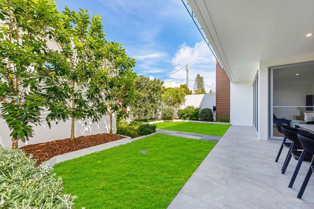 2/33 Edward Street, Alexandra Headland, QLD 4572