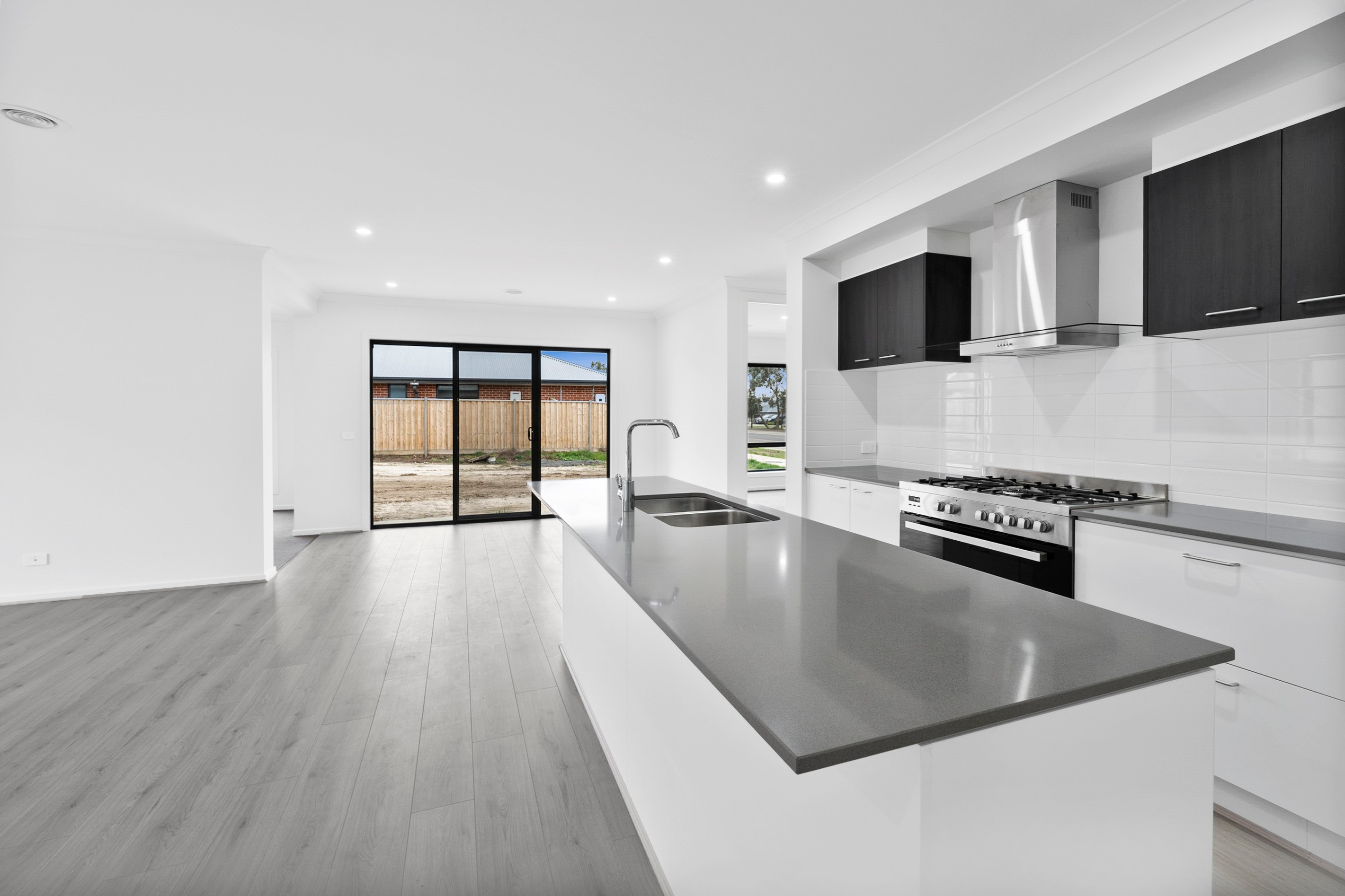 2 Sundance Boulevard, WINTER VALLEY, VIC 3358