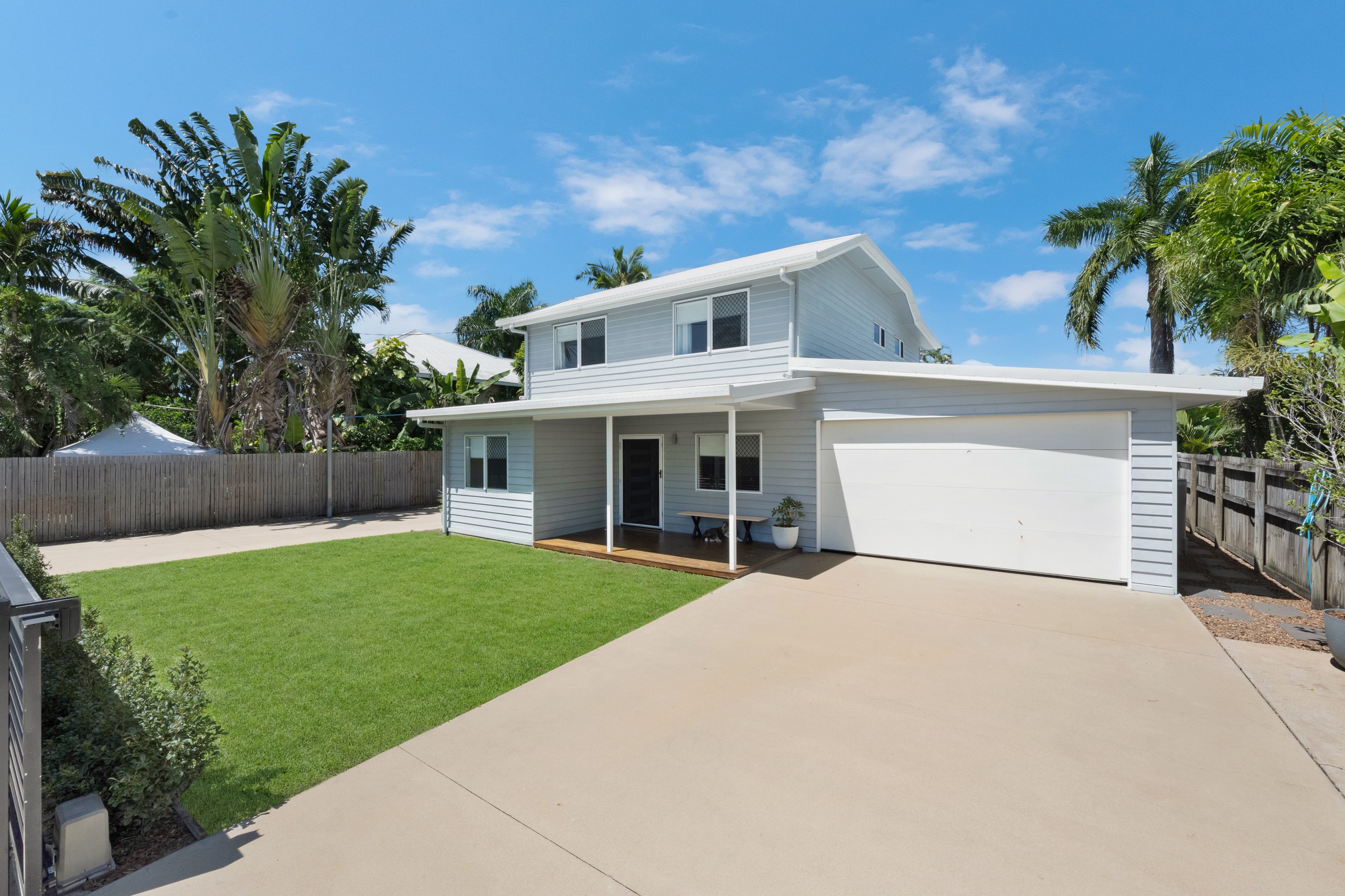 33 Sherriff Street, Hermit Park, QLD 4812