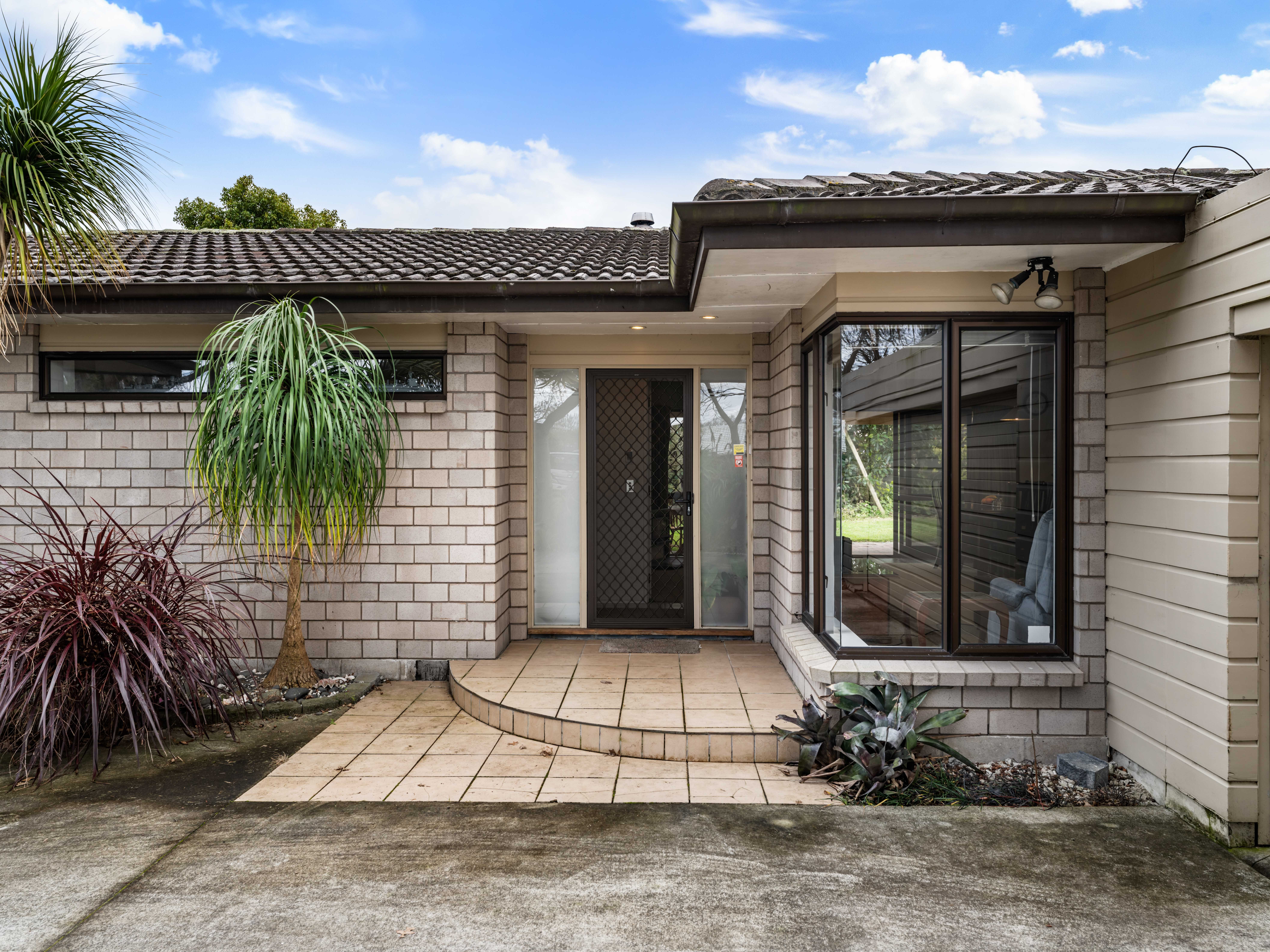 4 Biscay Place, Conifer Grove, Manukau City