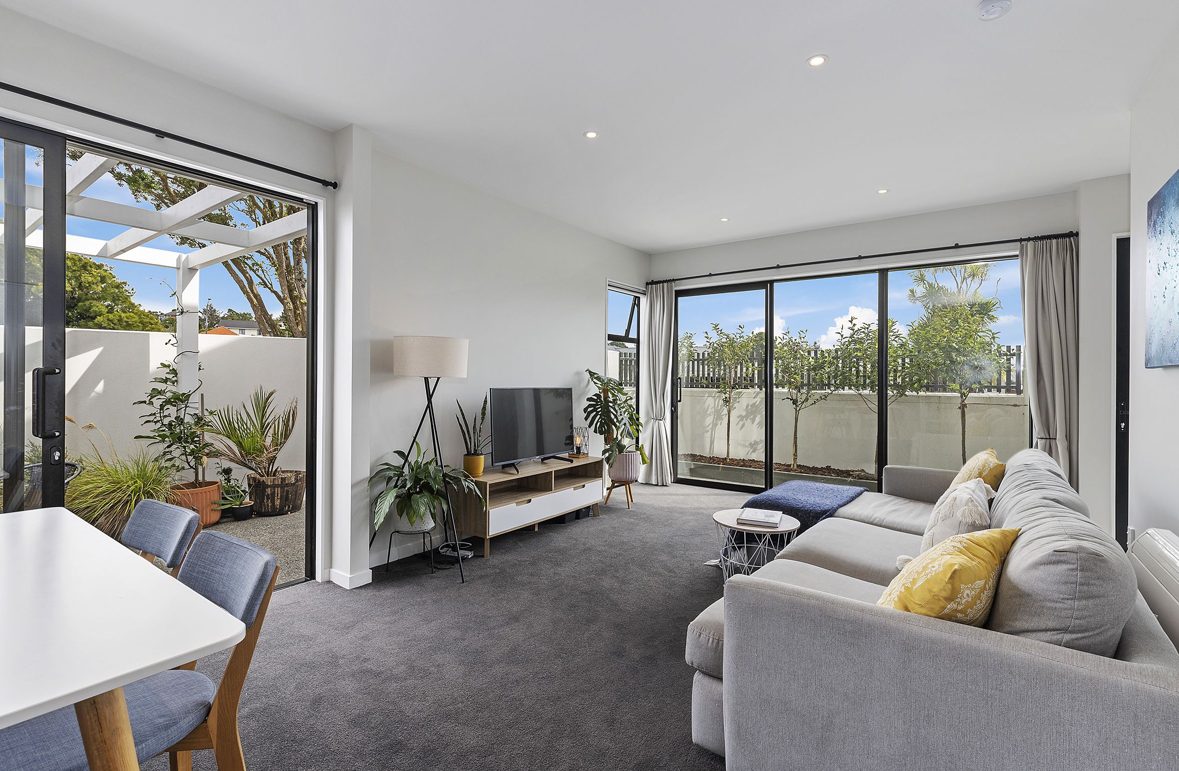 4/6 Oswald Crescent, Paparangi, Wellington City