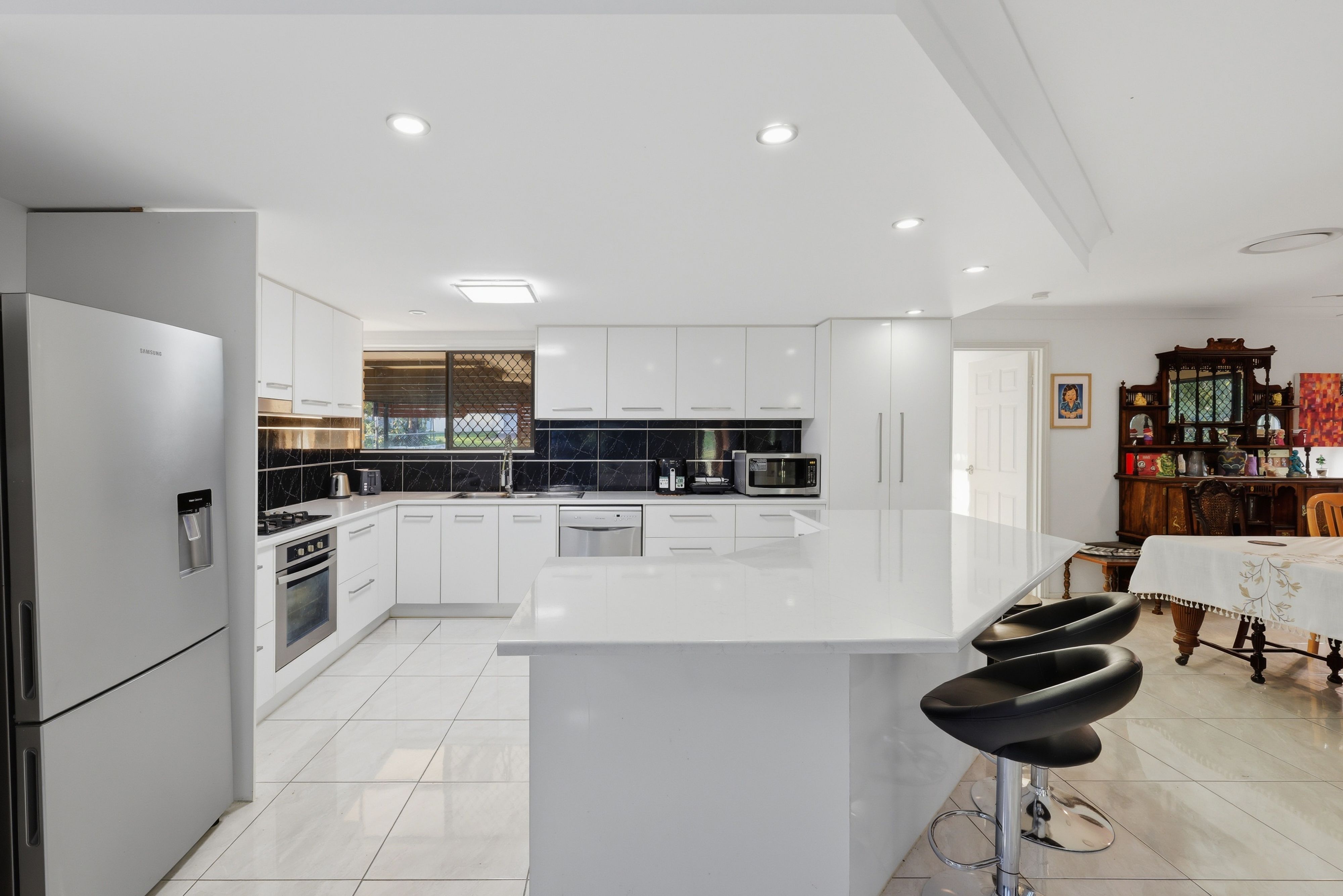 65 Peachey Road — photo 5 of 30