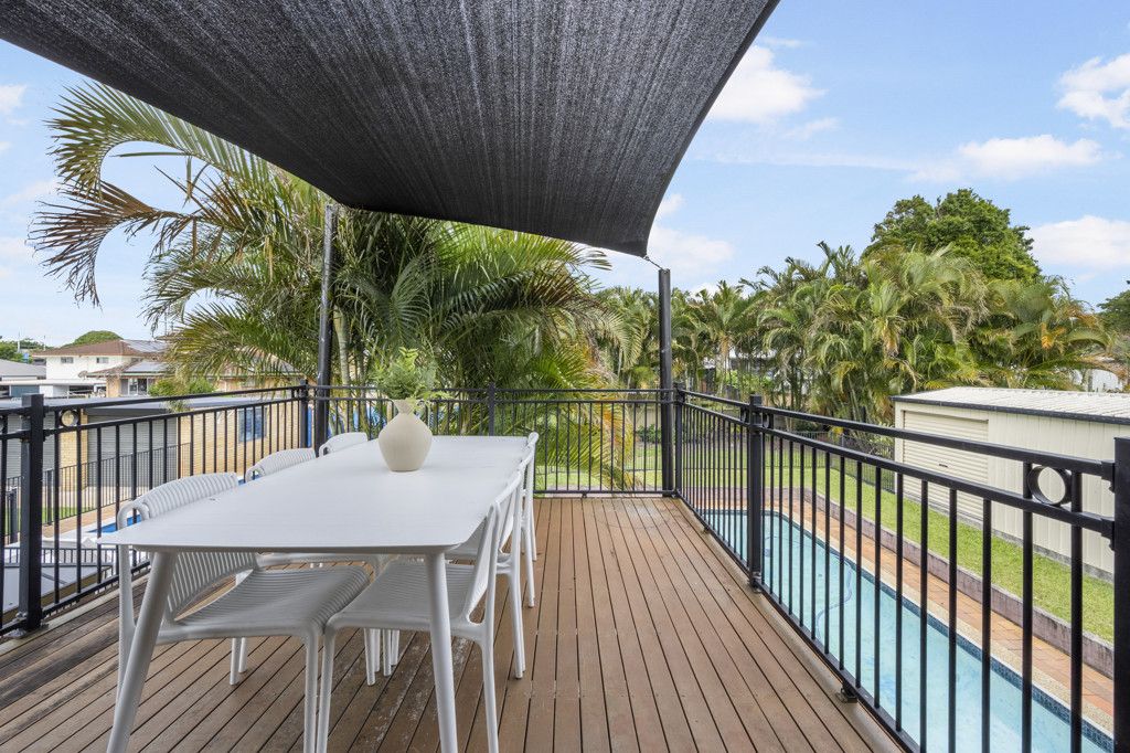 19 Cinnamon Court, Redcliffe, QLD 4020