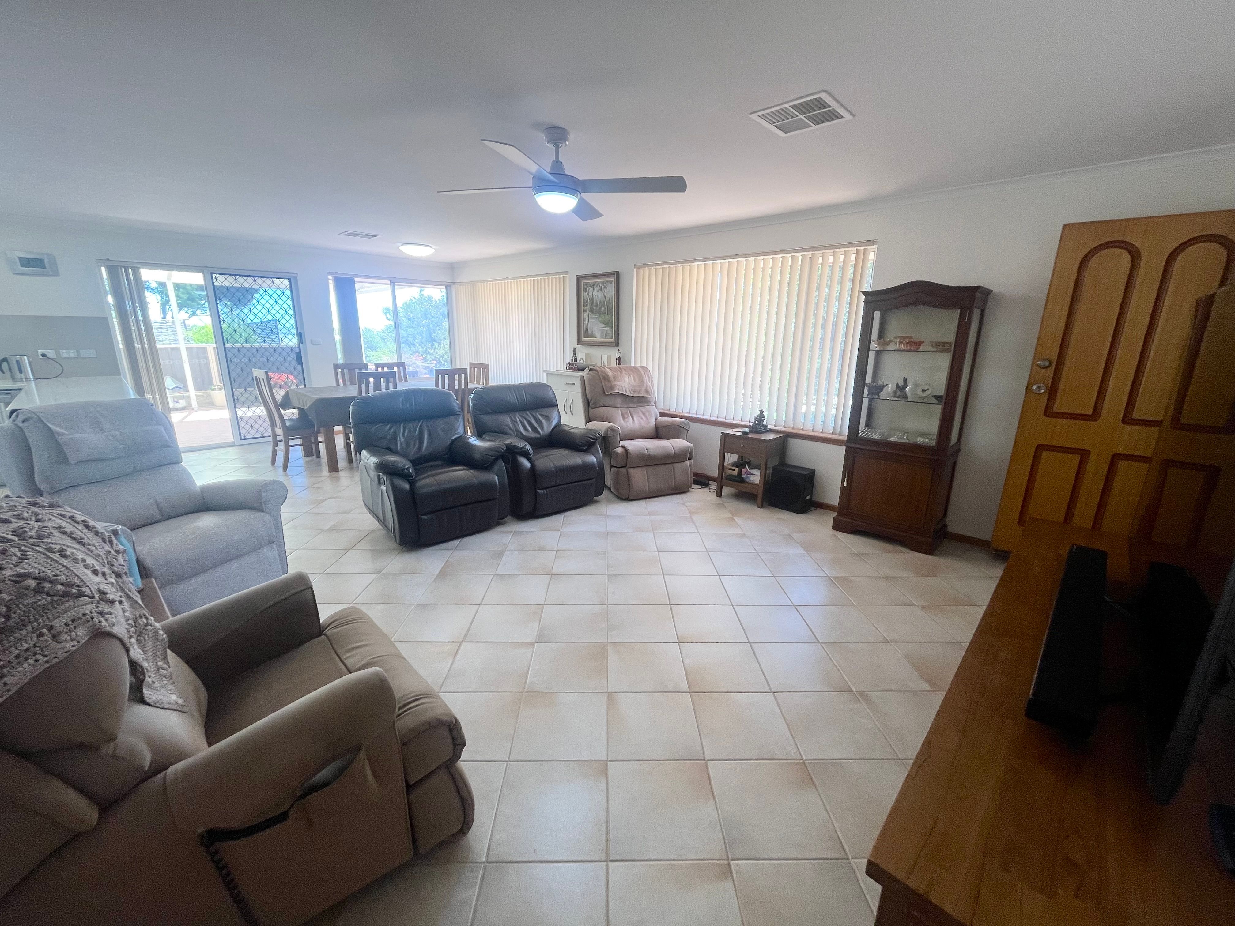 4 North Beach Road, NORTH BEACH, SA 5556