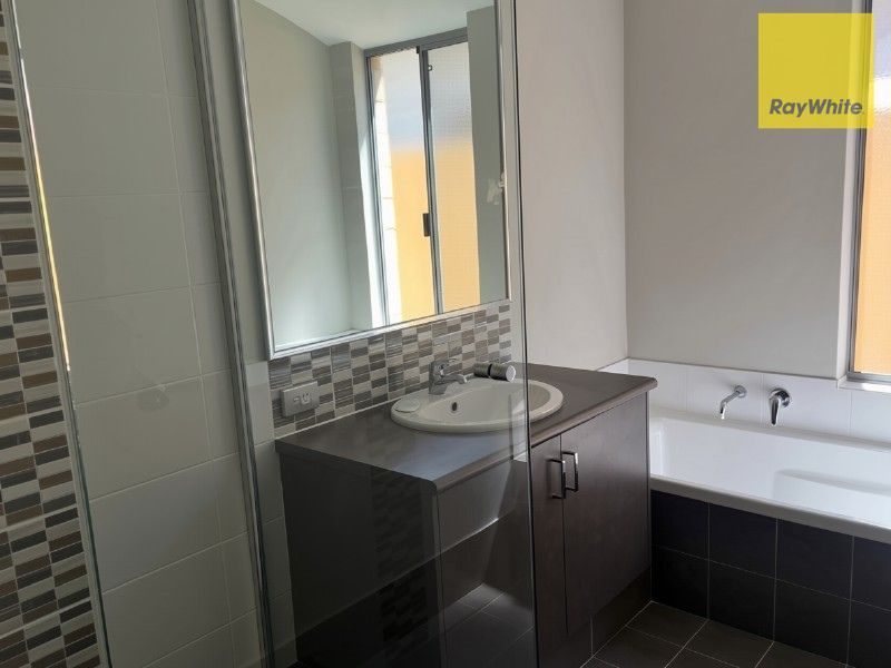 Unit 2/28 Blackburn Street — photo 12 of 17