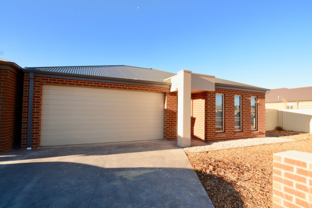 90 Ellswood Crescent, Mildura, VIC 3500