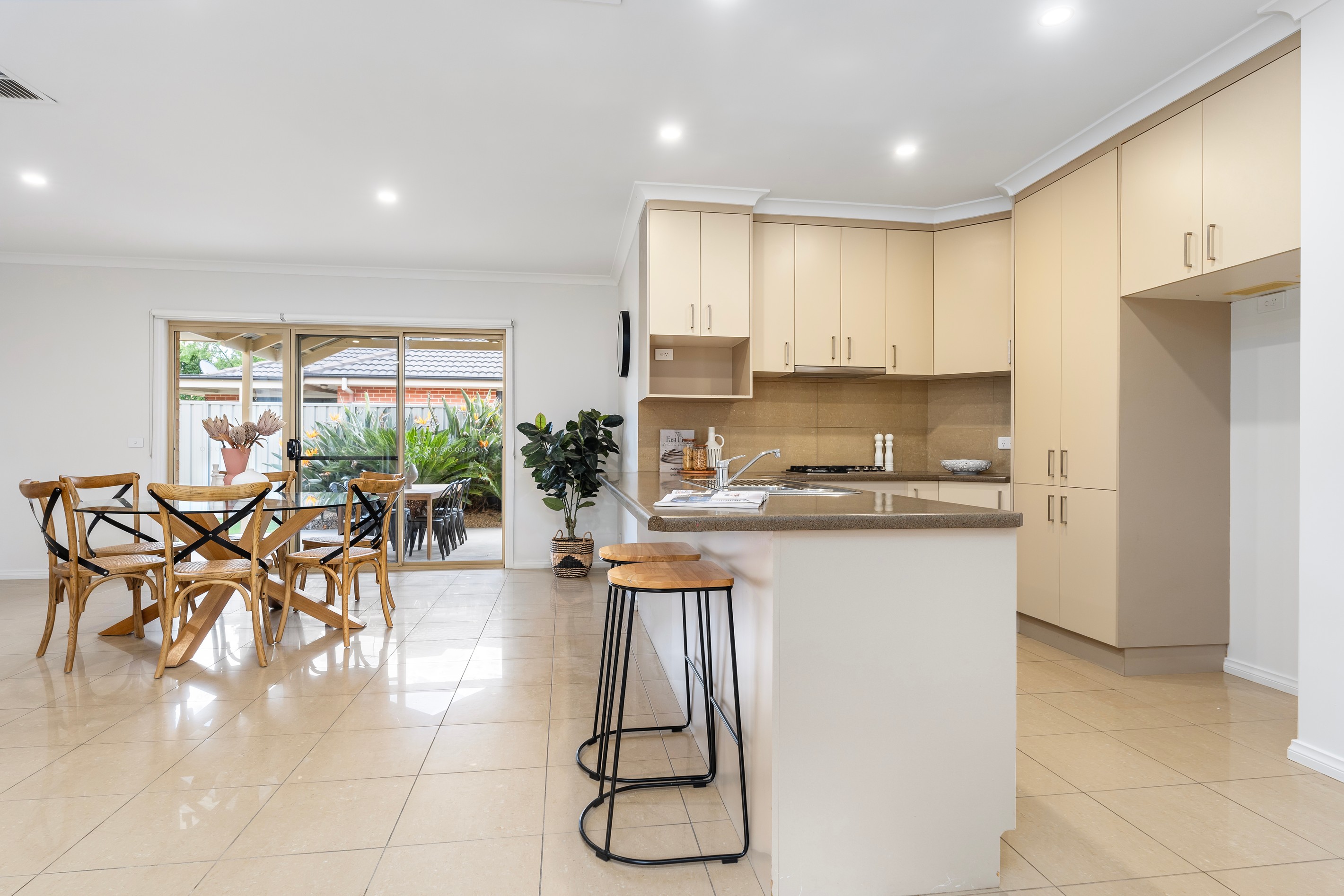 77 Egret Way, Thurgoona, NSW 2640