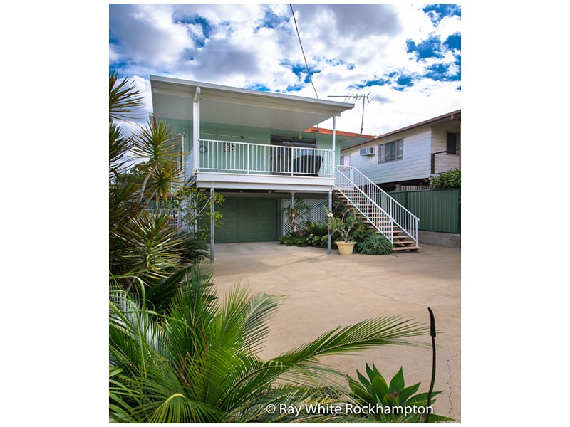 31 Beak Street, Koongal, QLD 4701