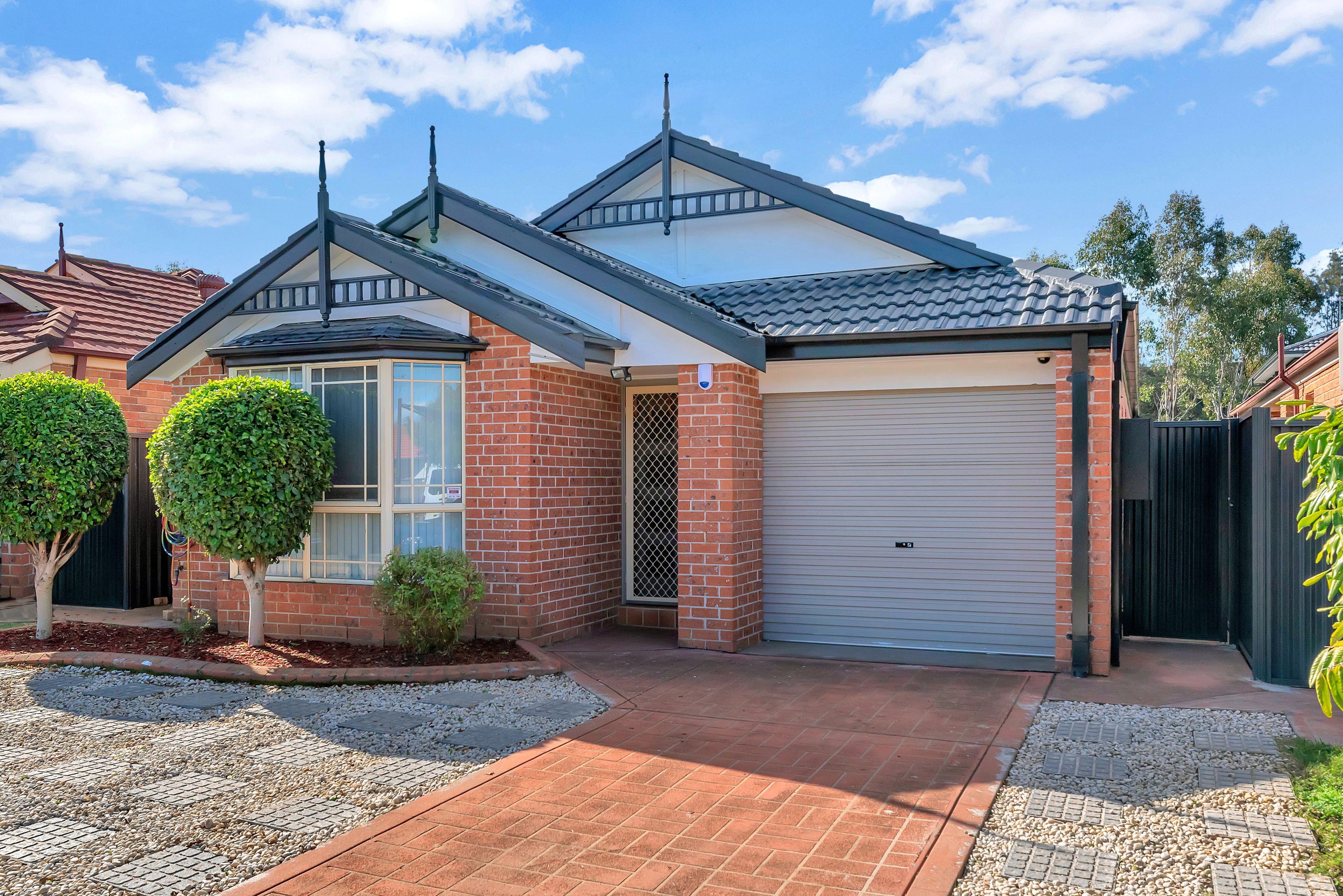 Hinchinbrook, NSW 2168