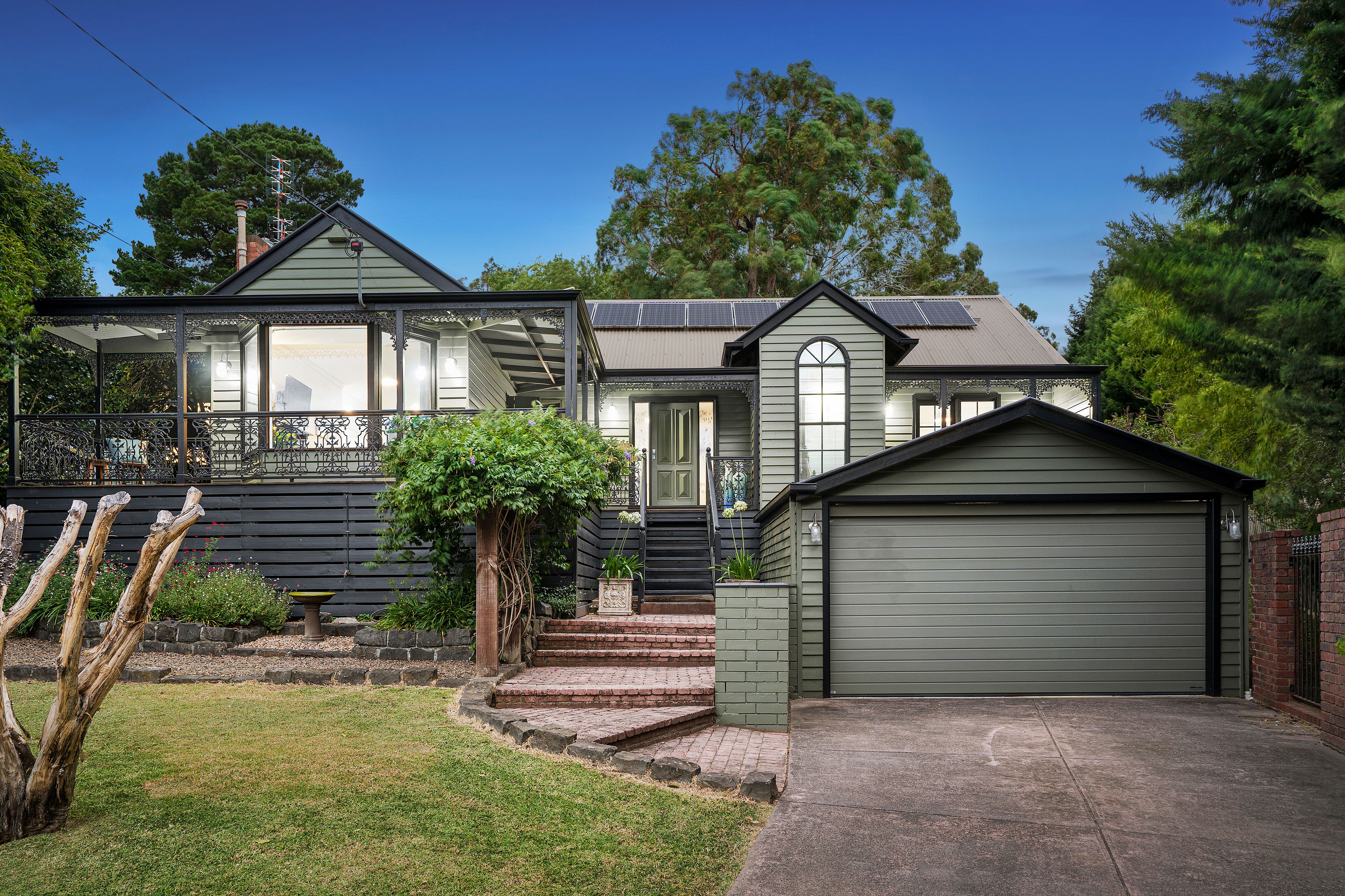12 Myrtle Crescent, Ferntree Gully VIC 3156