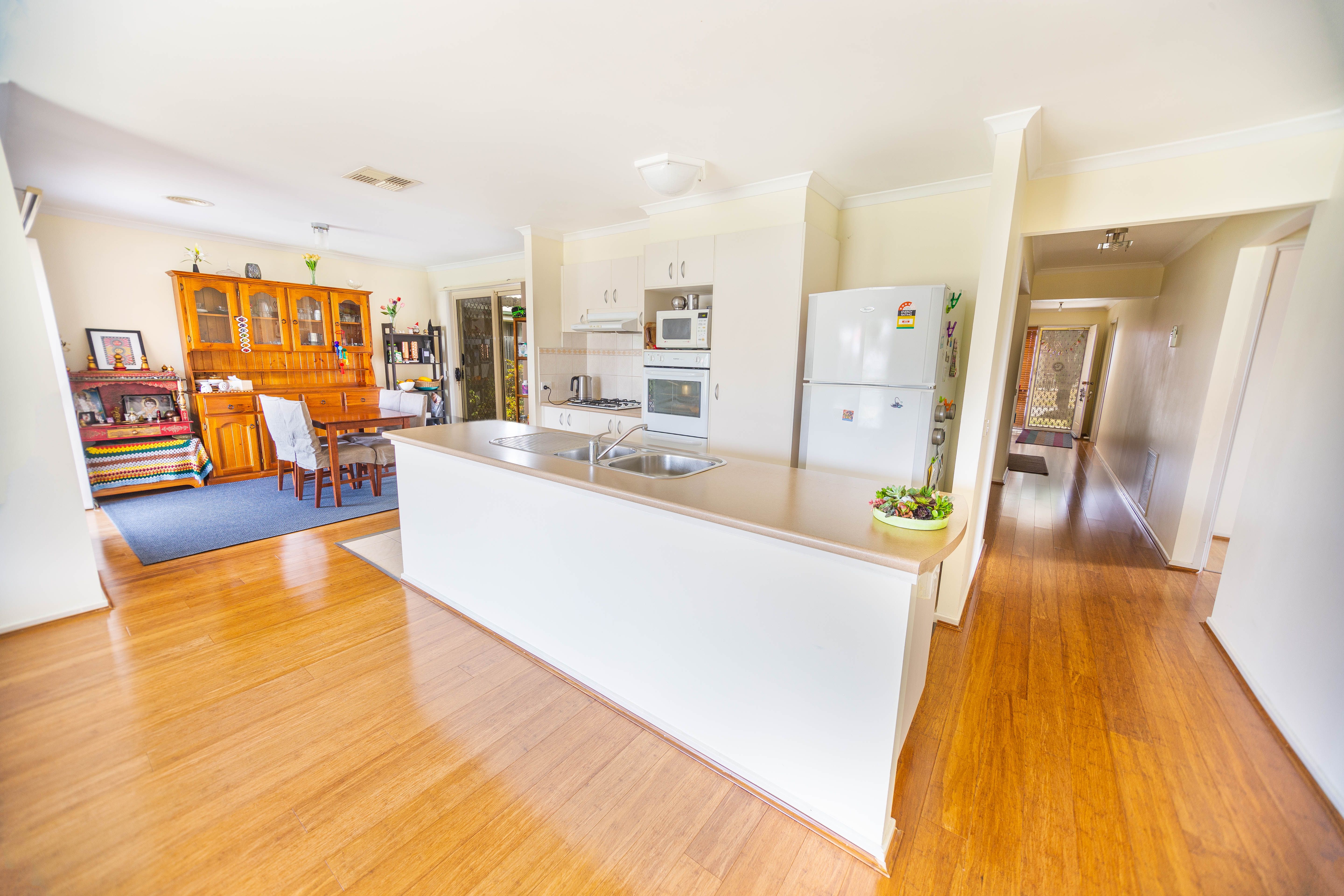 16 Alberton Drive, Cranbourne West, VIC 3977