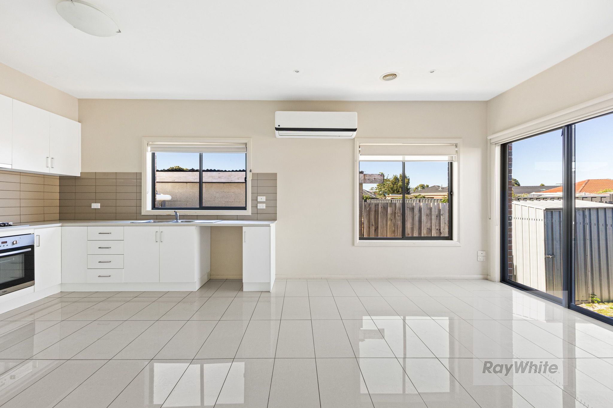 3/8 Prince Andrew Avenue, Lalor, VIC 3075