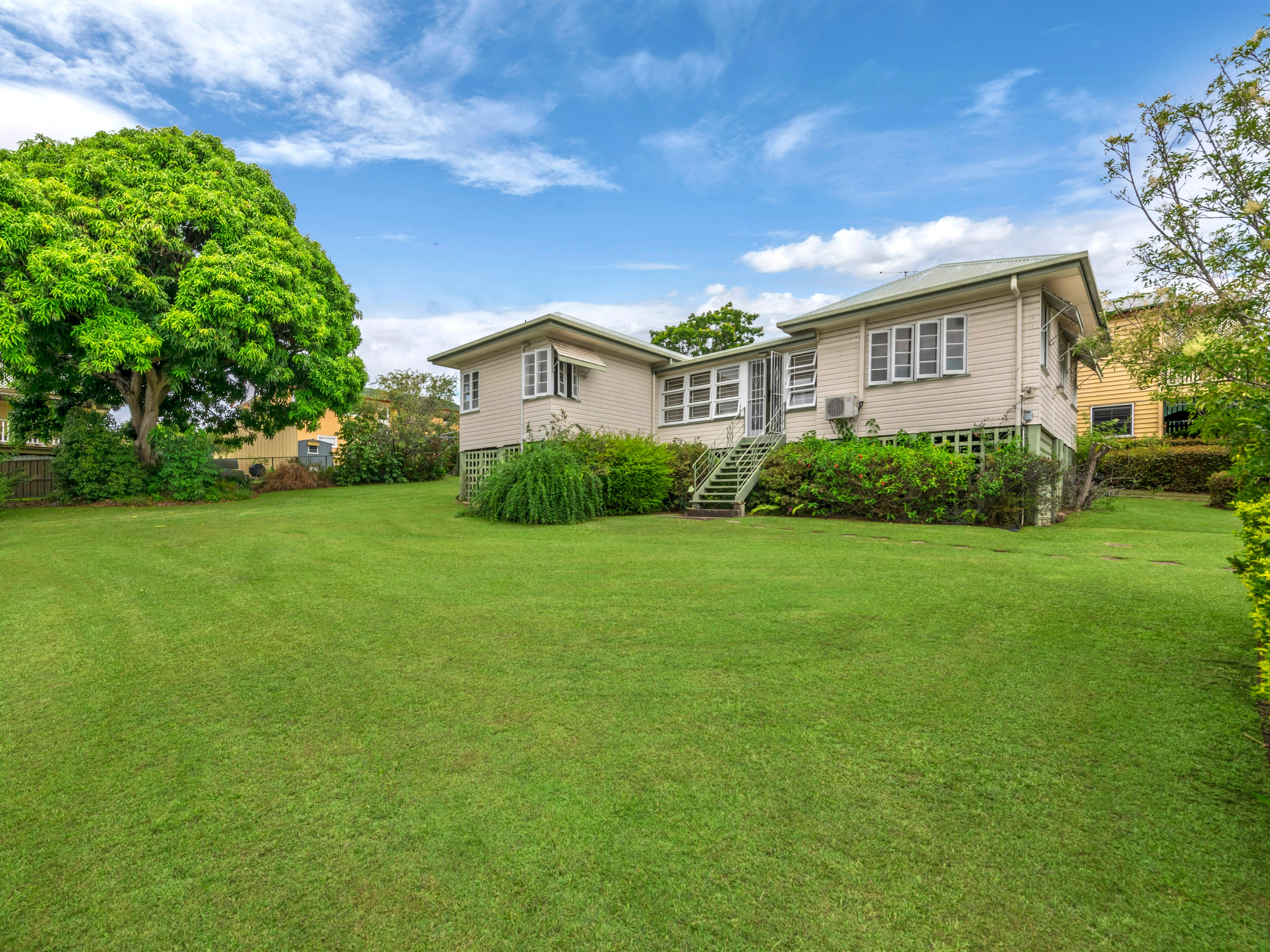 11 Pilliga Street, Wavell Heights, QLD 4012