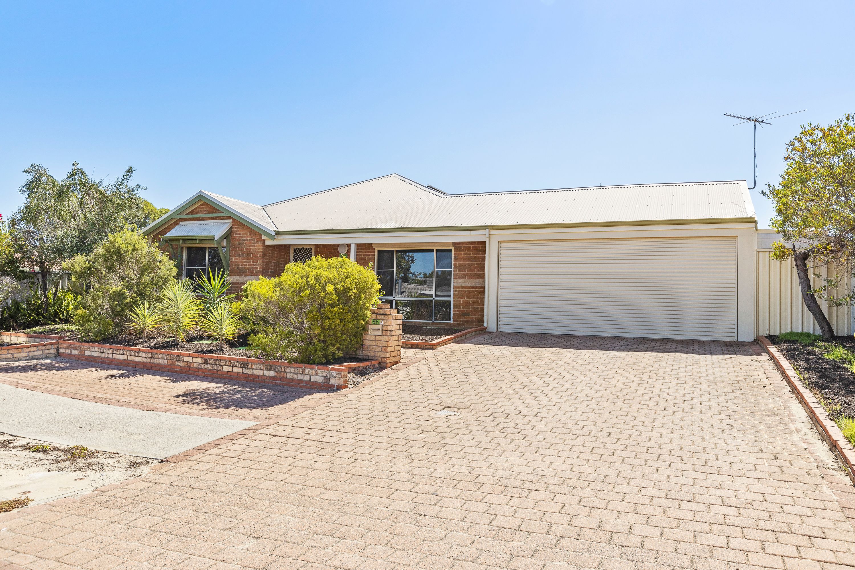86 Giralia Parkway, Ballajura WA 6066