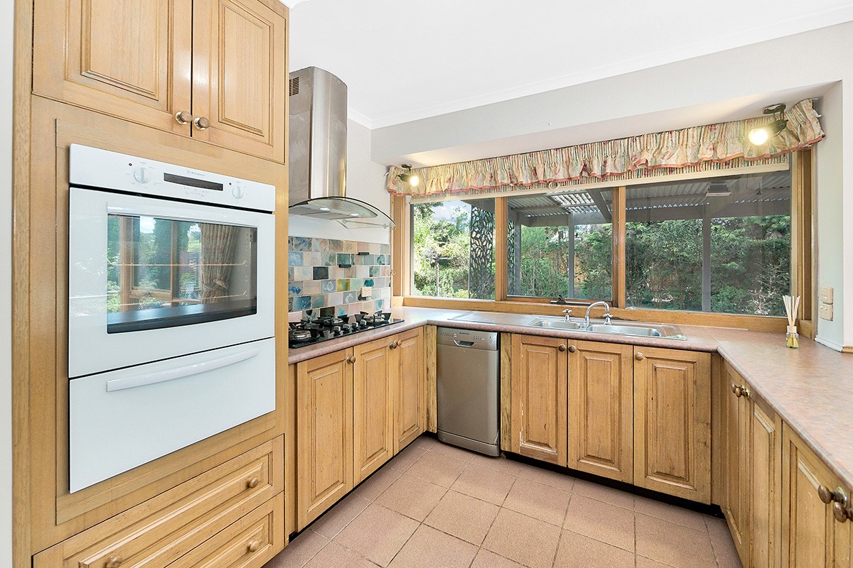 10 Hollyhock Court, Cranbourne North, VIC 3977