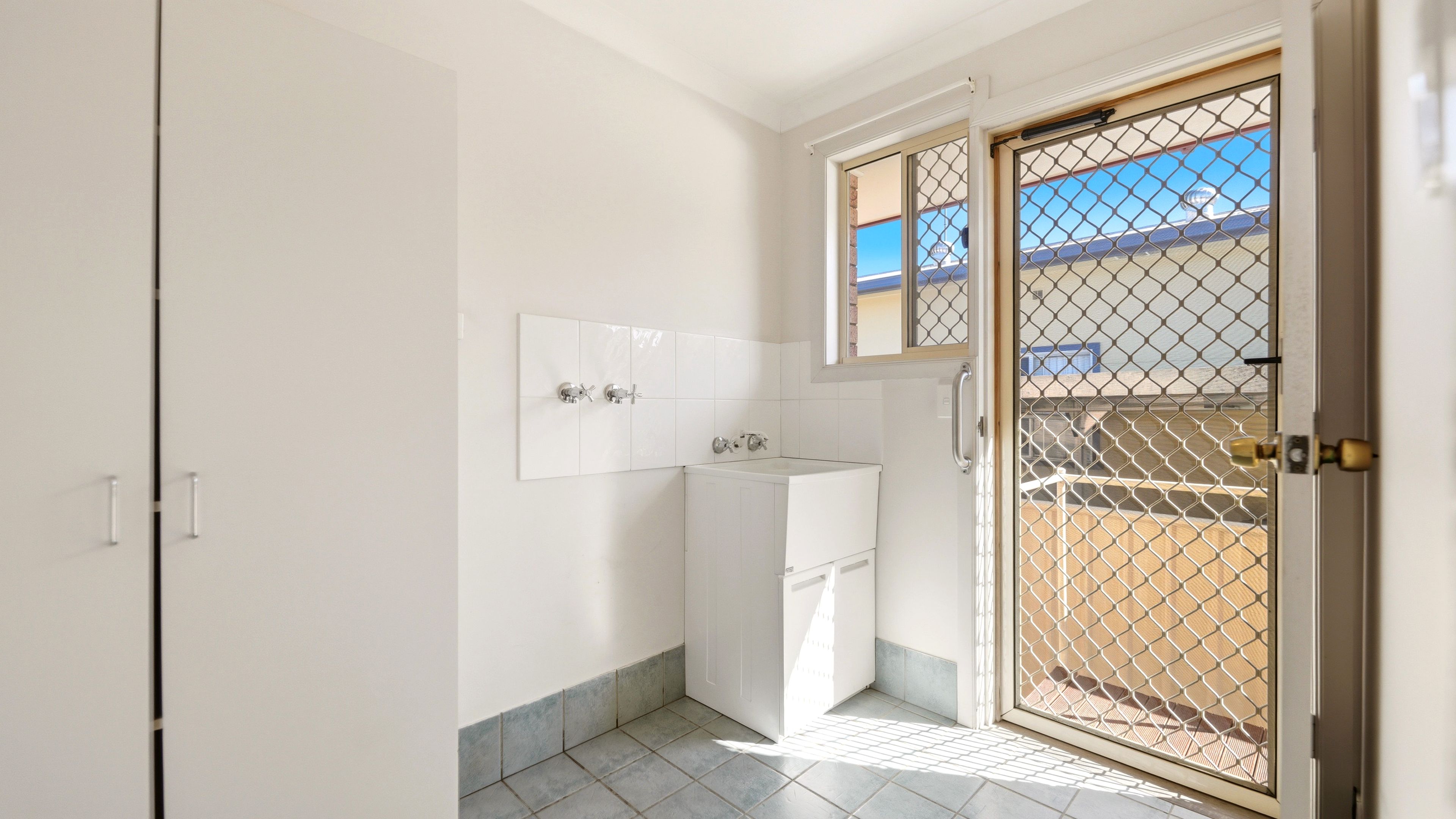 358 Dobie Street — photo 17 of 21
