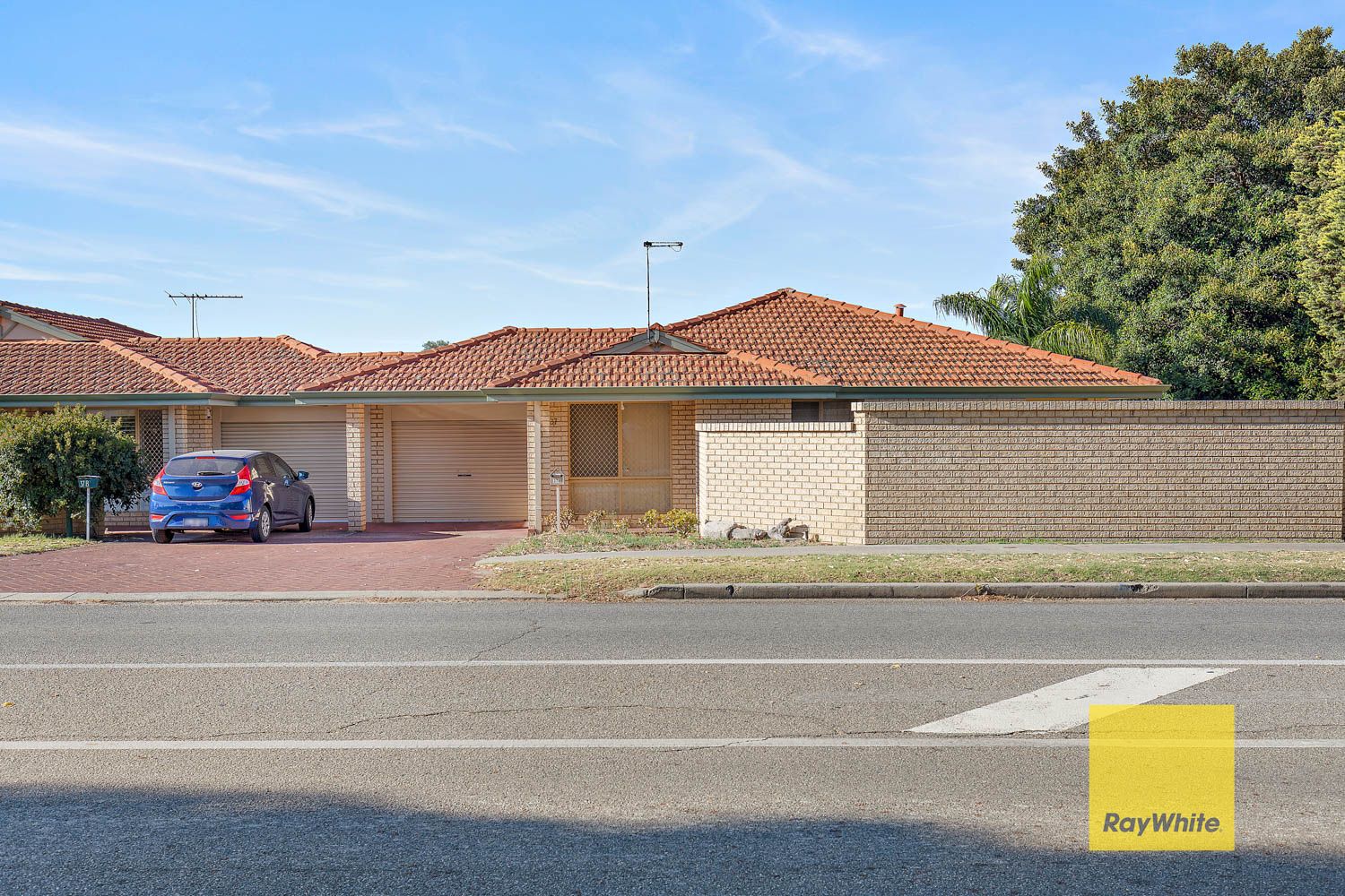 37A Spring Road, Thornlie WA 6108