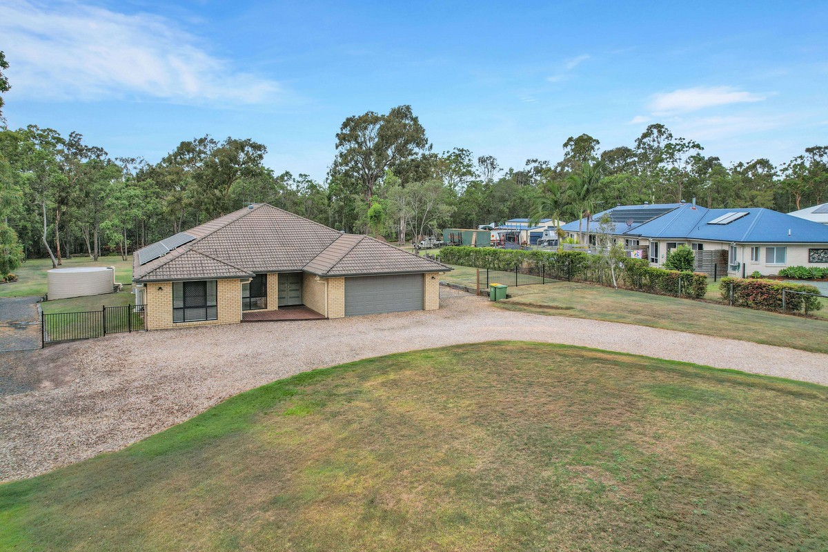 30-32 Bradman Street, New Beith, QLD 4124