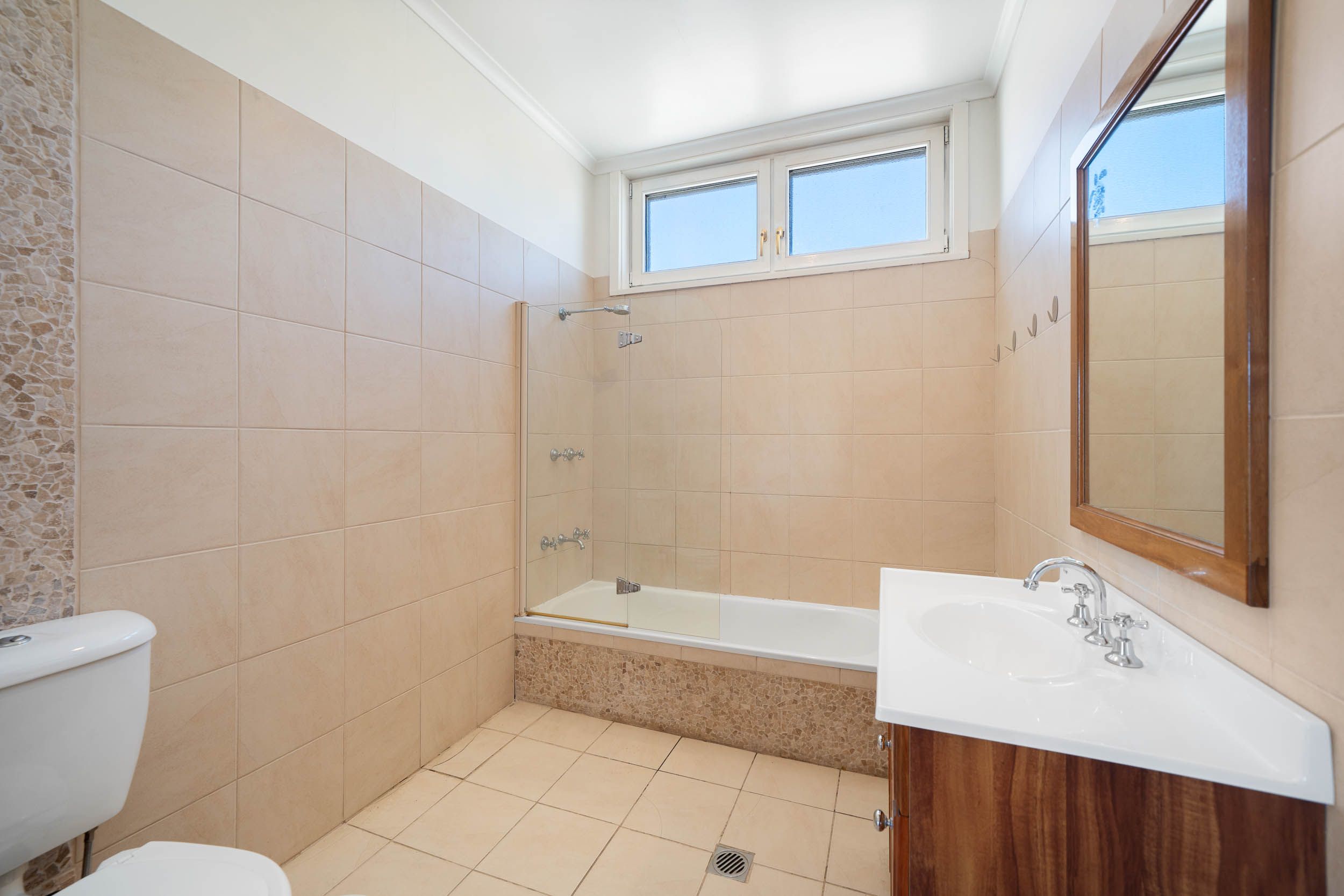 22 Elizabeth Street — photo 7 of 8