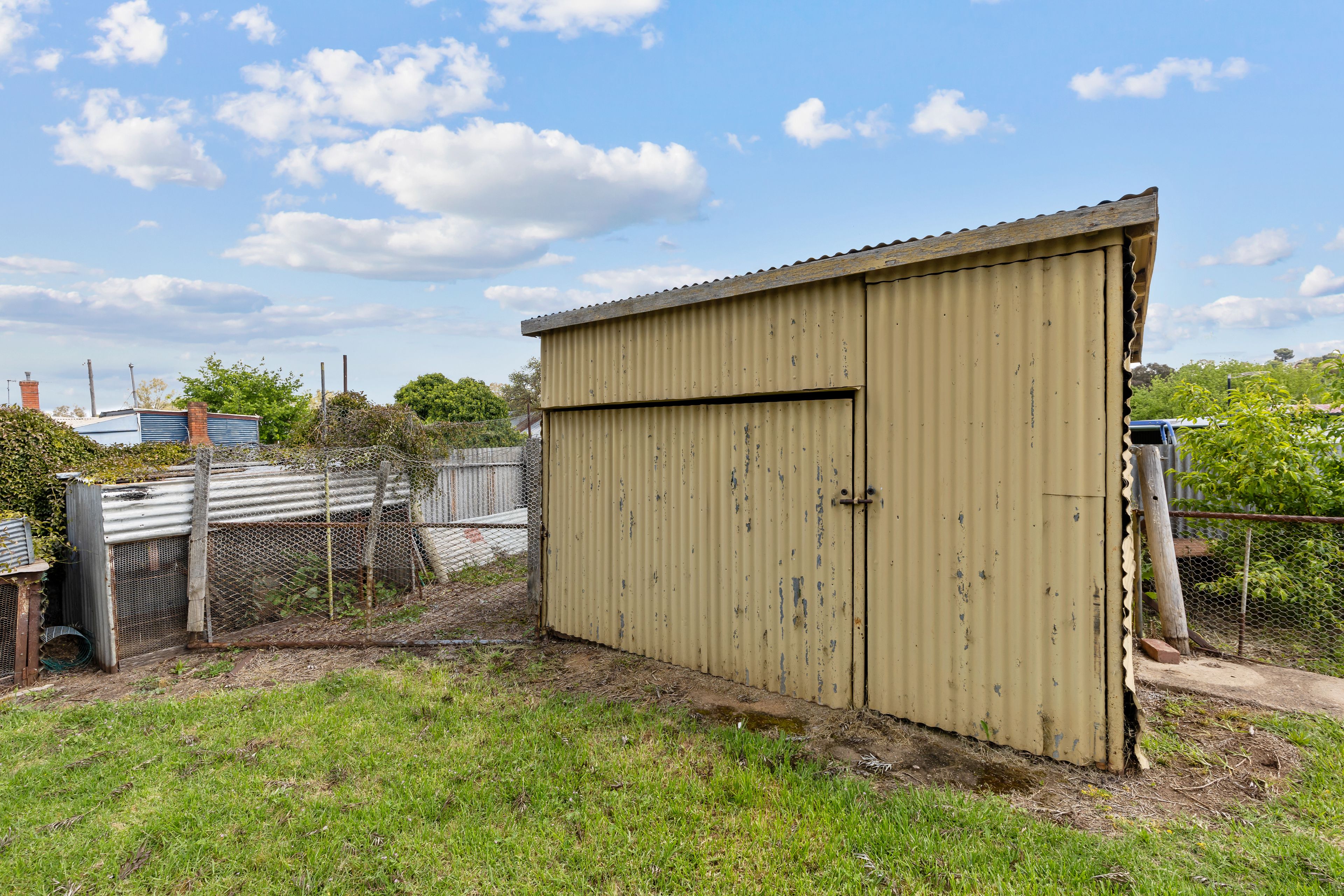 25 Crown Street — photo 18 of 19