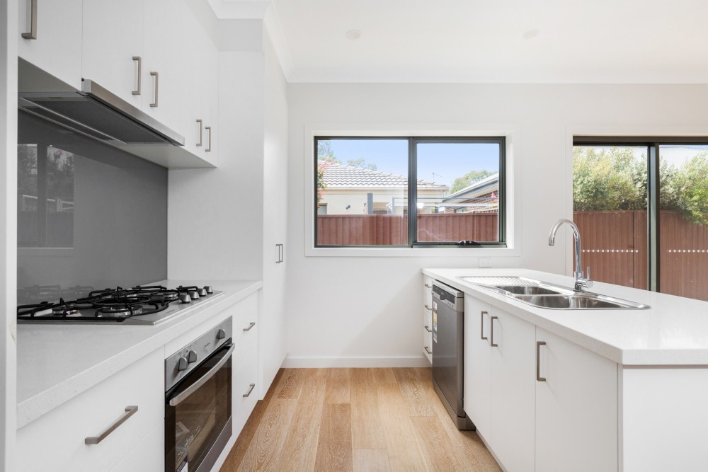 2D Graham Avenue, Kilsyth, VIC 3137