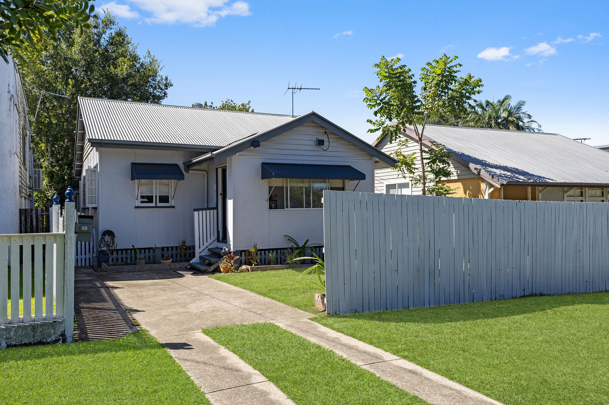 20 Donald Street, Woody Point, QLD 4019