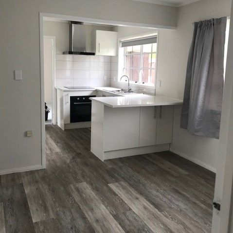 1/137 GLENMORE Road, Farm Cove, Manukau City