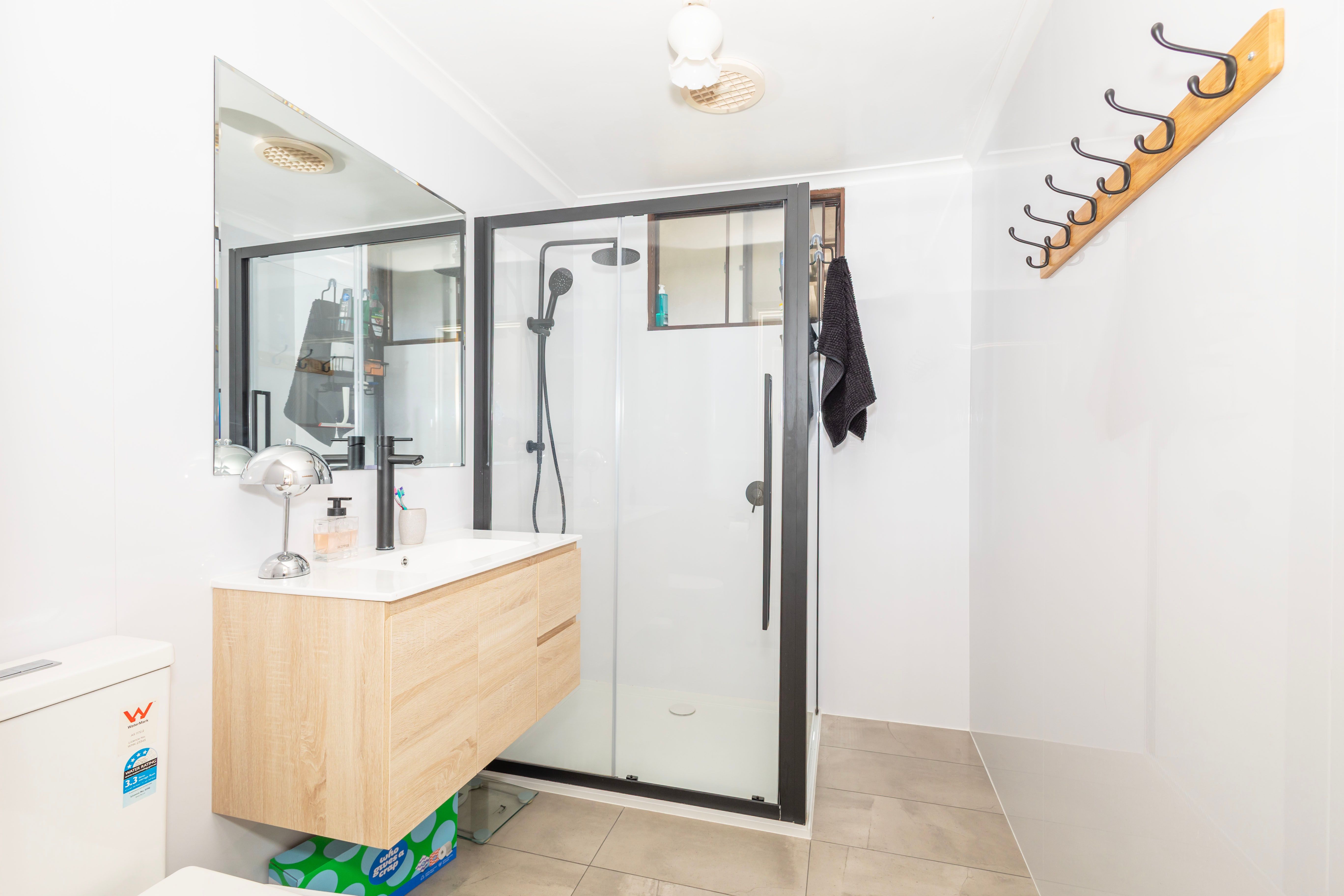 6 Bonham Street — photo 12 of 24
