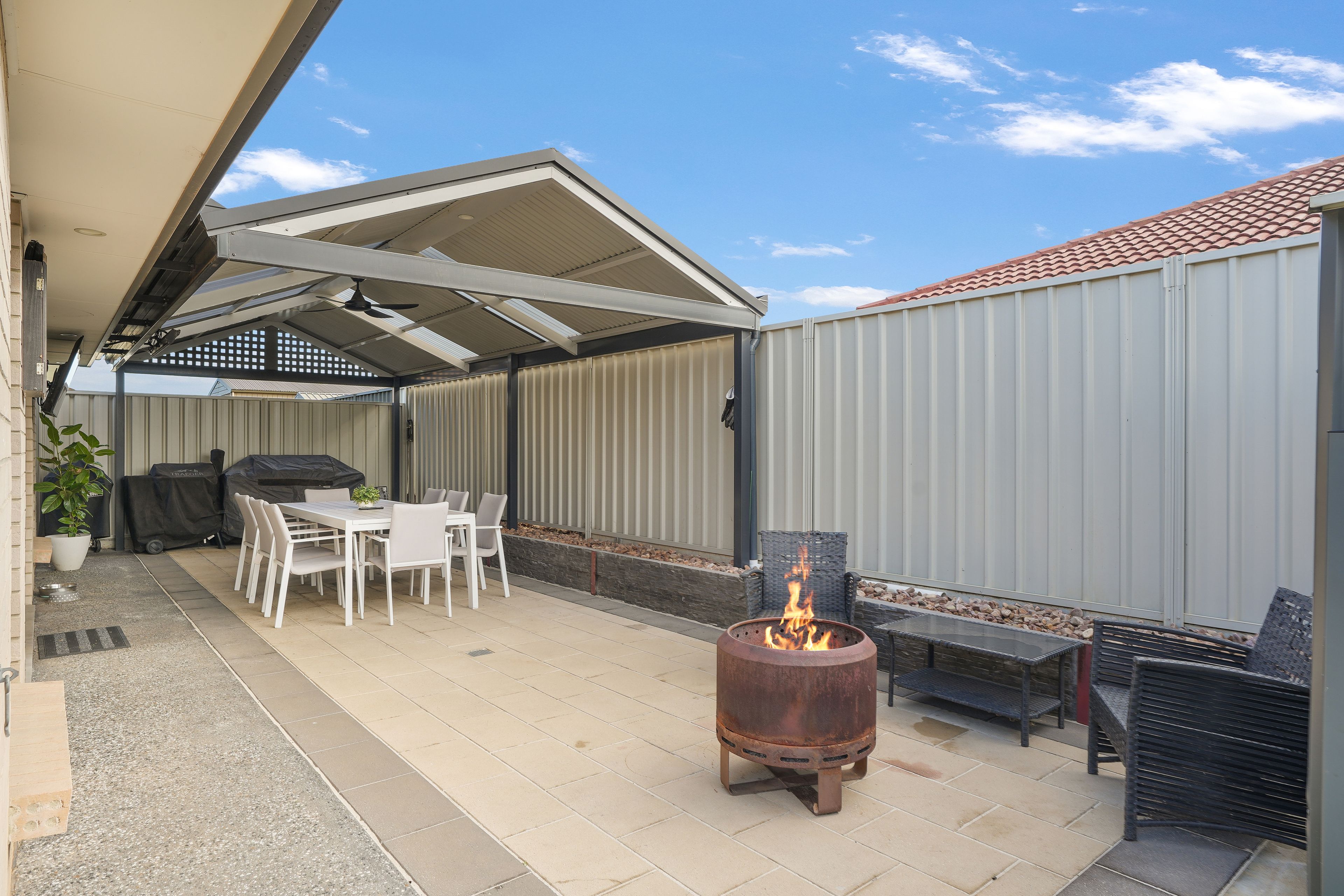 6 Chapel Road — photo 12 of 14