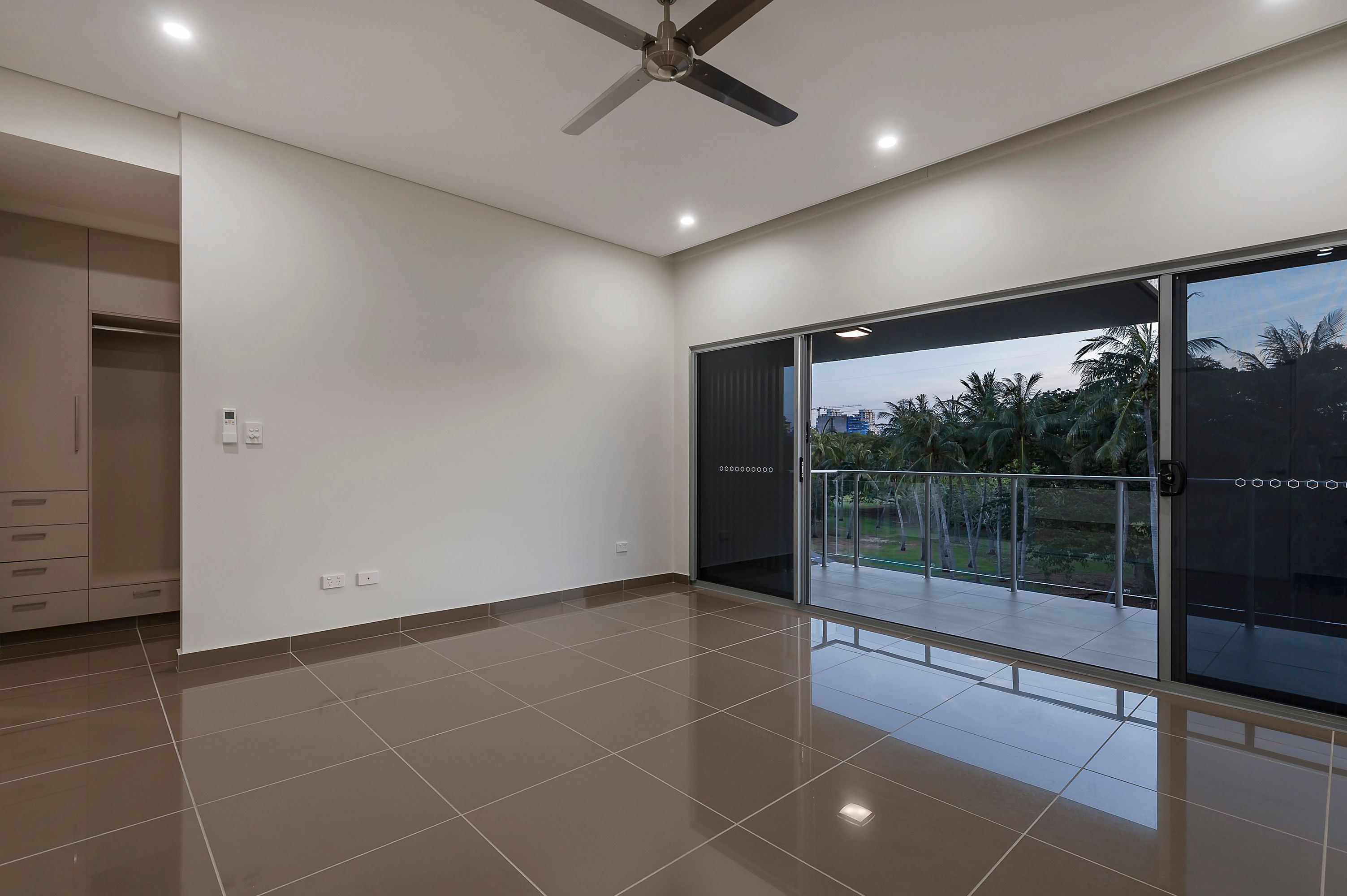 1/4 Melville Street — photo 10 of 22
