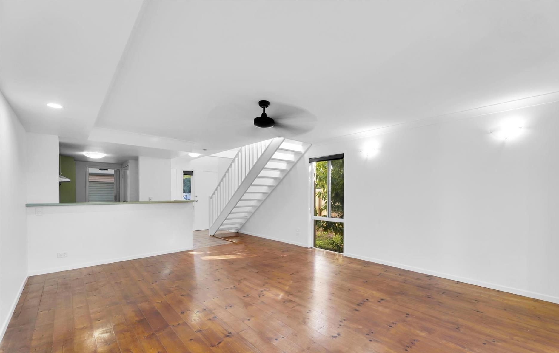 140/215 Cottesloe Drive, Mermaid Waters, QLD 4218