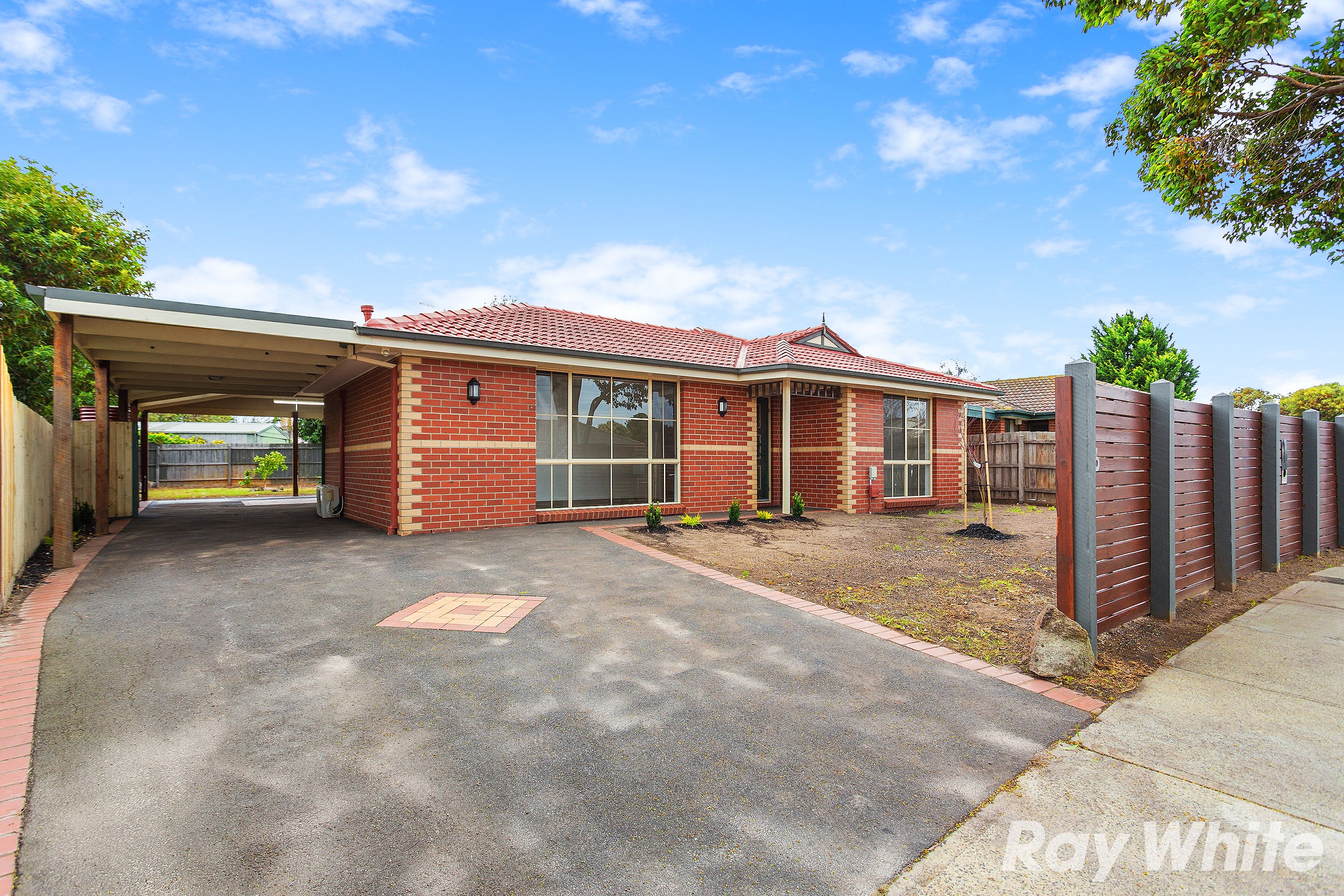6 Jacinta Drive, Cranbourne West VIC 3977