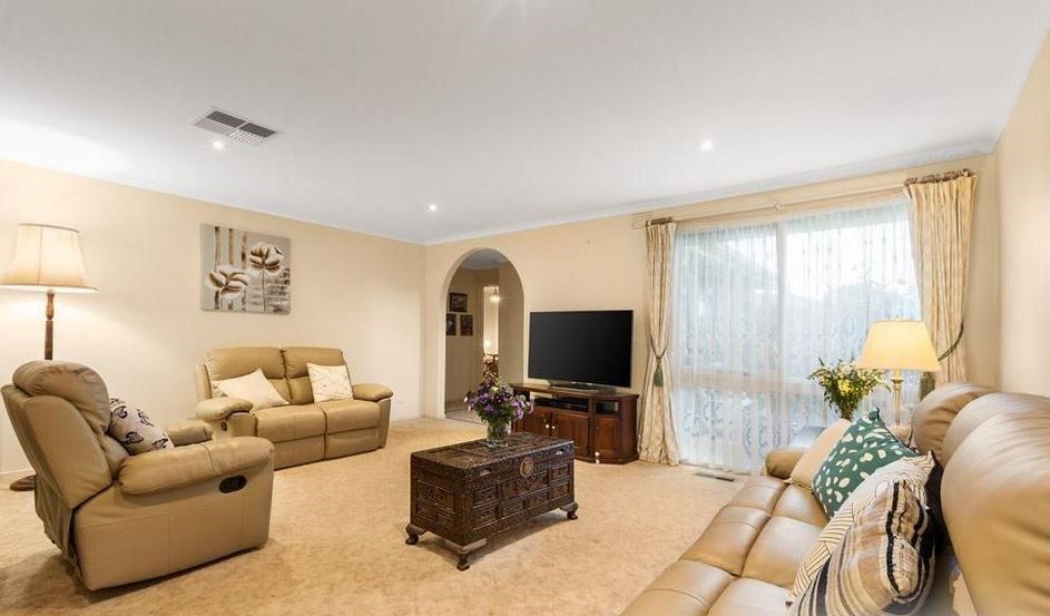11 Napier Close, Wantirna, VIC 3152