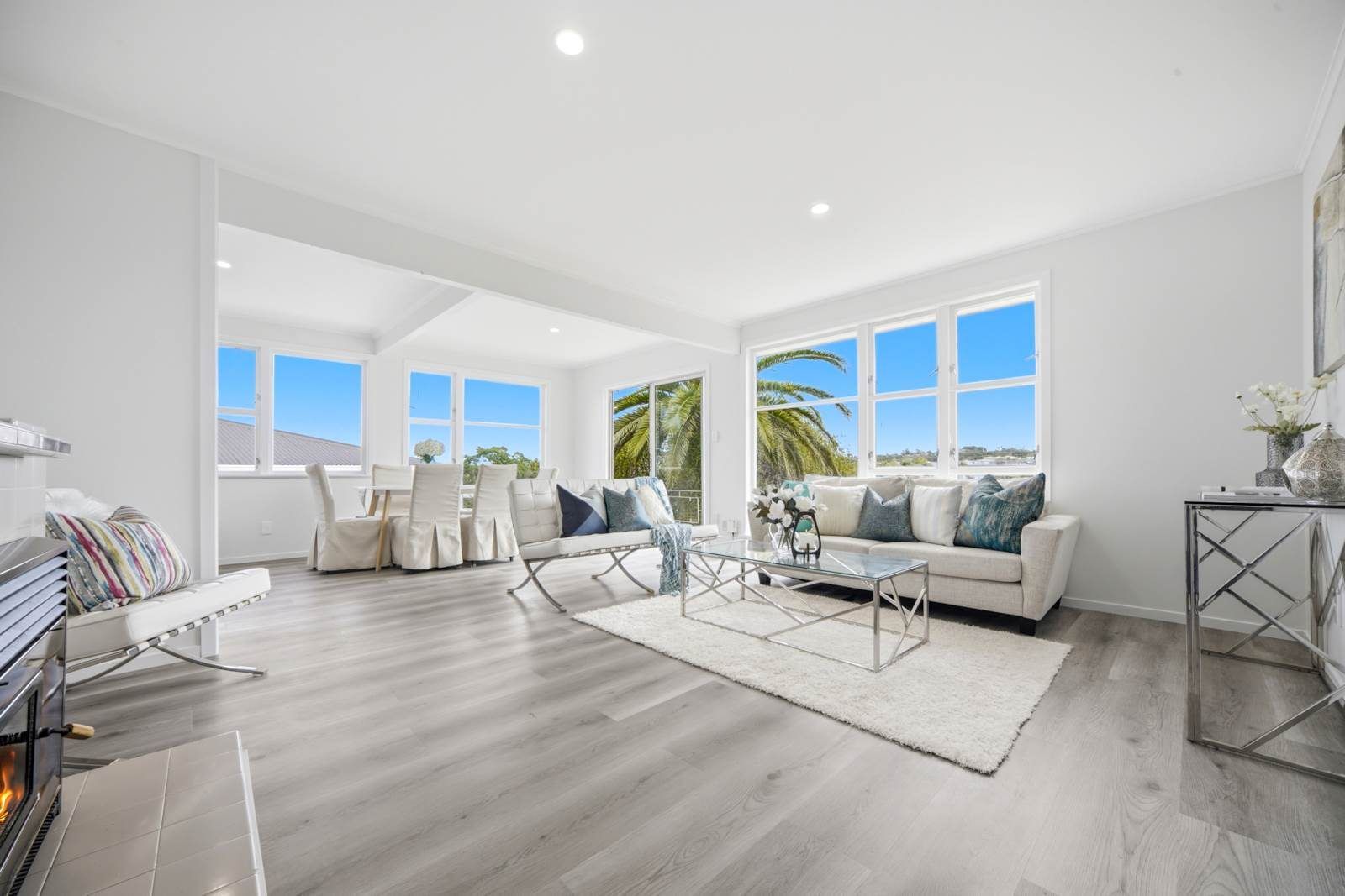 17 Wylie Avenue, Sunnynook, North Shore City