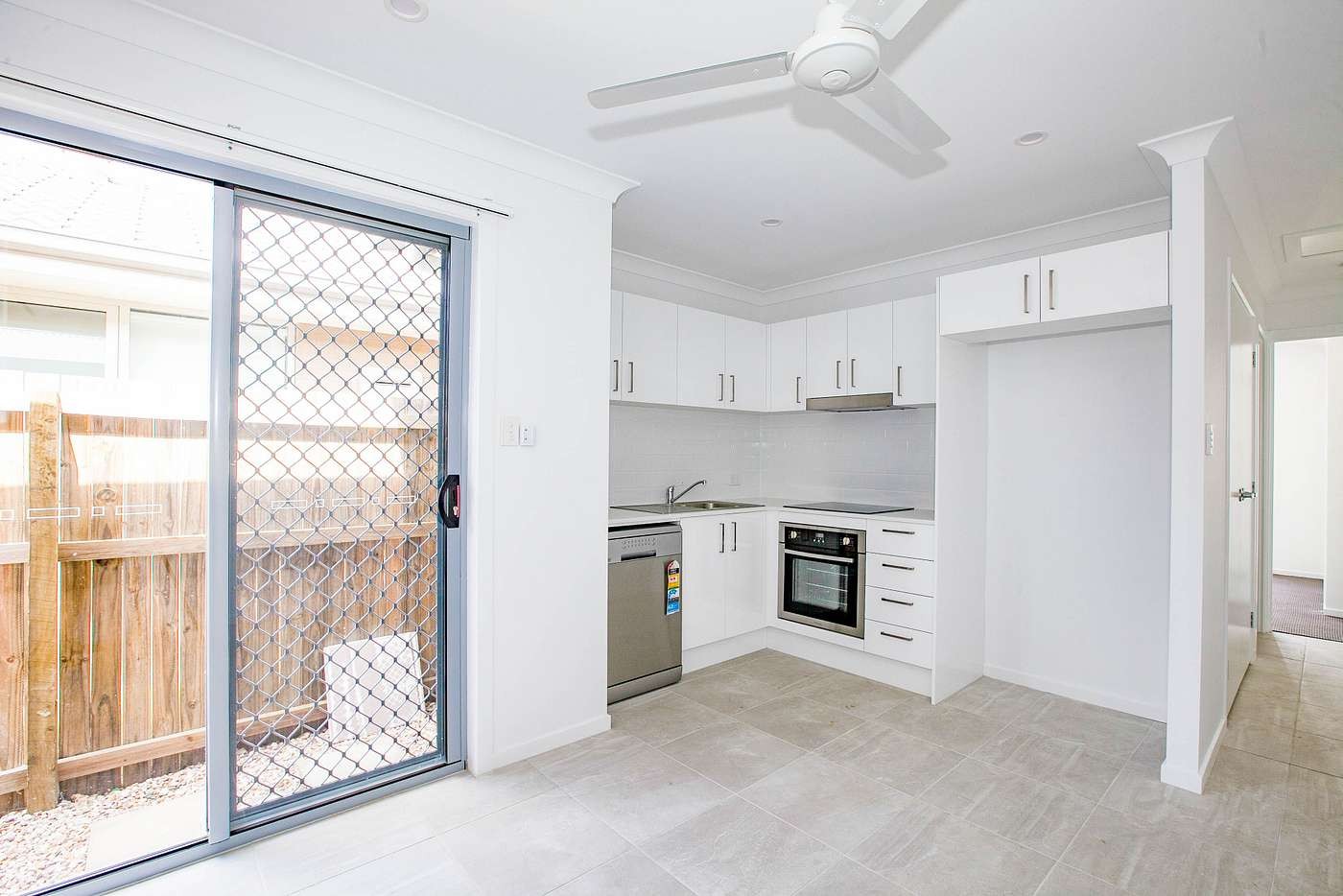 2/165 Graham Road, Morayfield, QLD 4506
