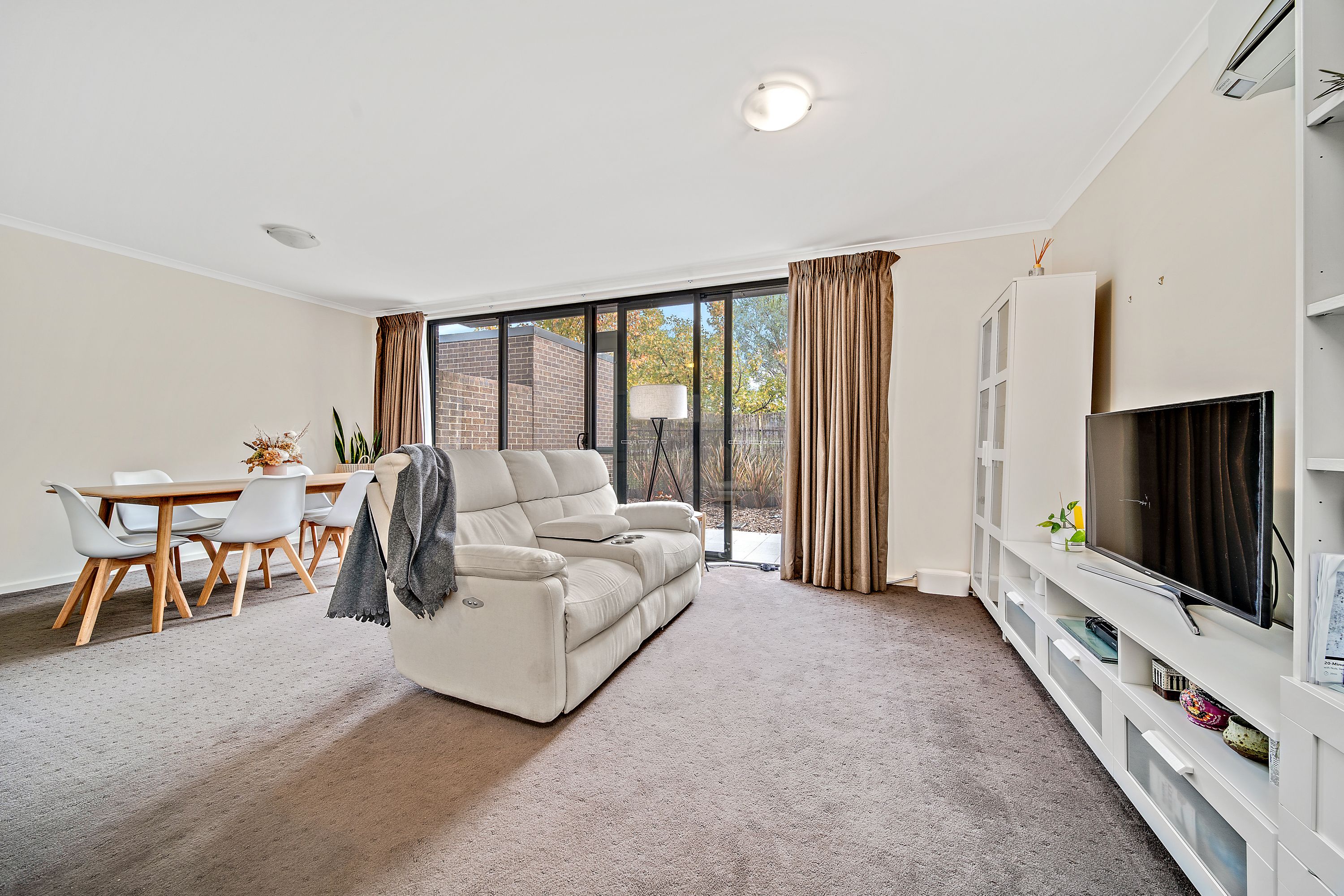 1/18 Devonport Street, Lyons, ACT 2606
