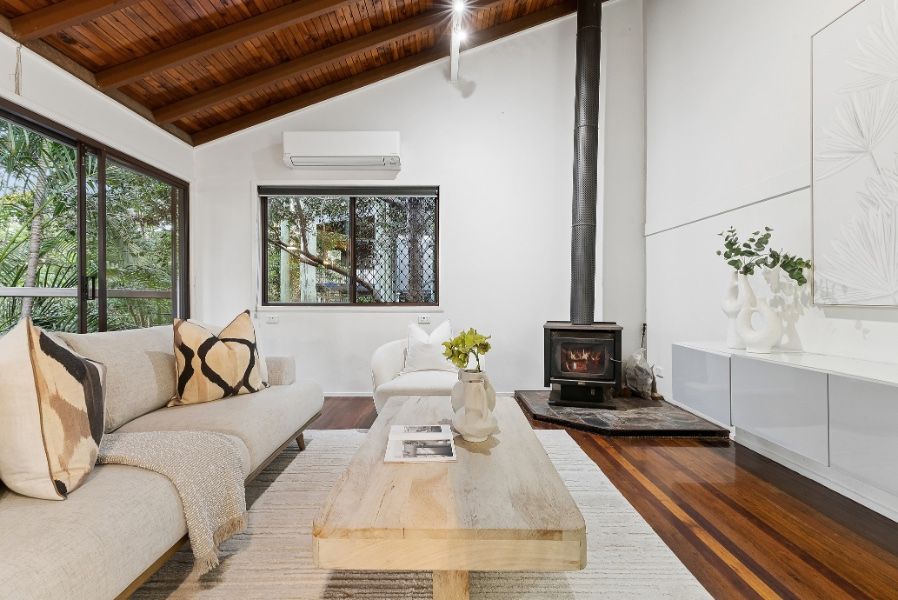 10 Hutton Road, Arana Hills, QLD 4054