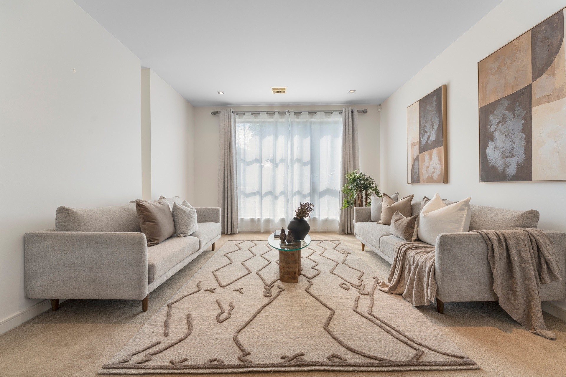 16 Ashberg Drive, Waterways, VIC 3195