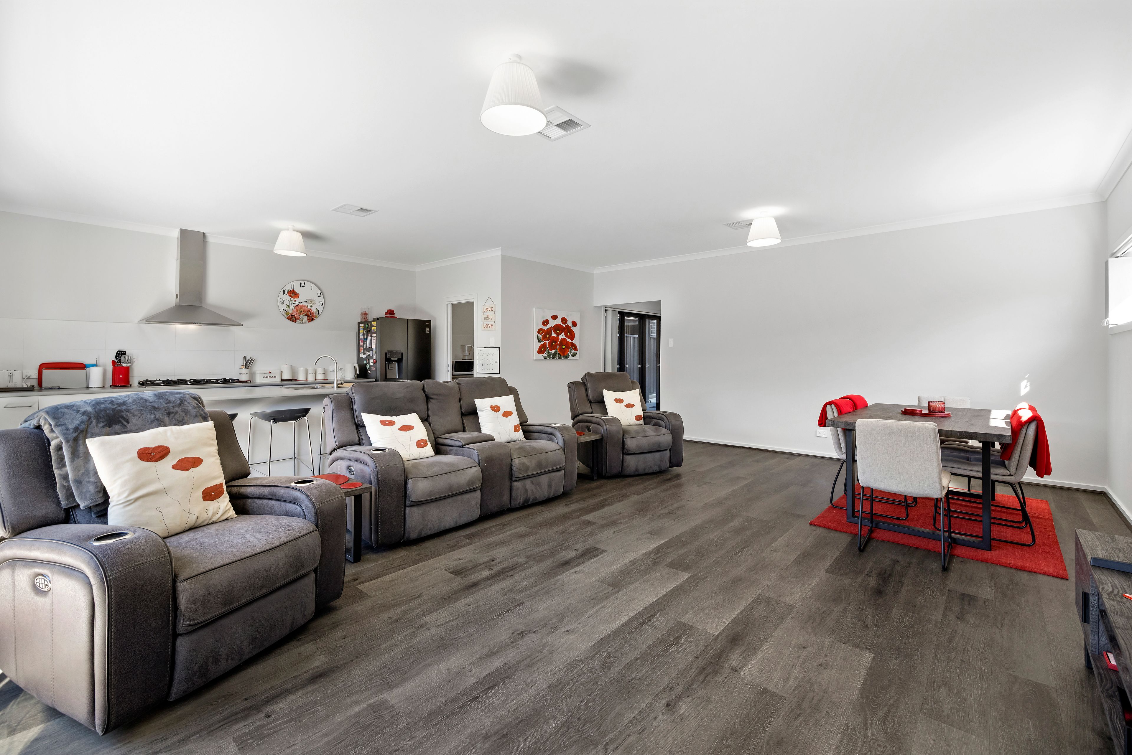7 Greenfield Crescent — photo 9 of 24